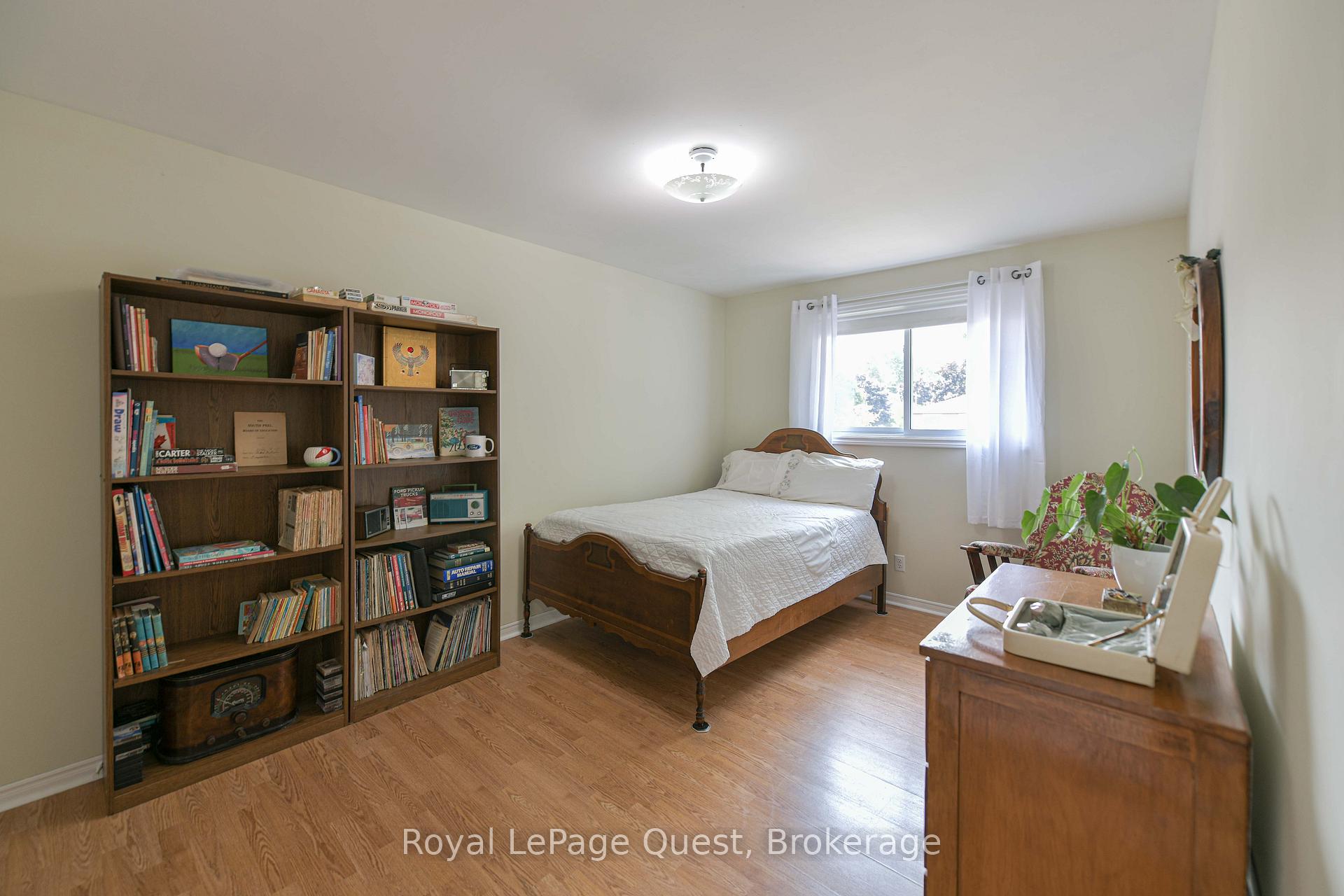 Photo 12 of 4 Chestnut Place, Orillia — HOMEH