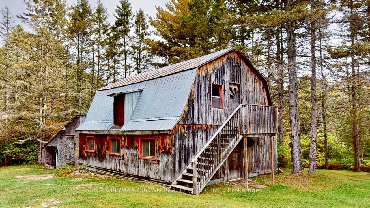 Photo 9 of 370 Cedar Heights Road, North Bay, Airport — HOMEH