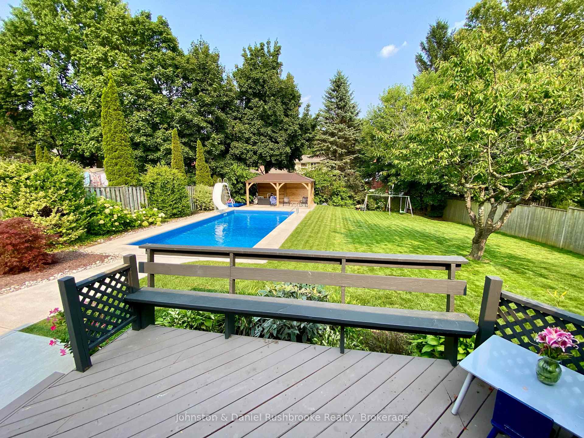 Photo 4 of 15 Fern Gate, Pelham, Fonthill — HOMEH