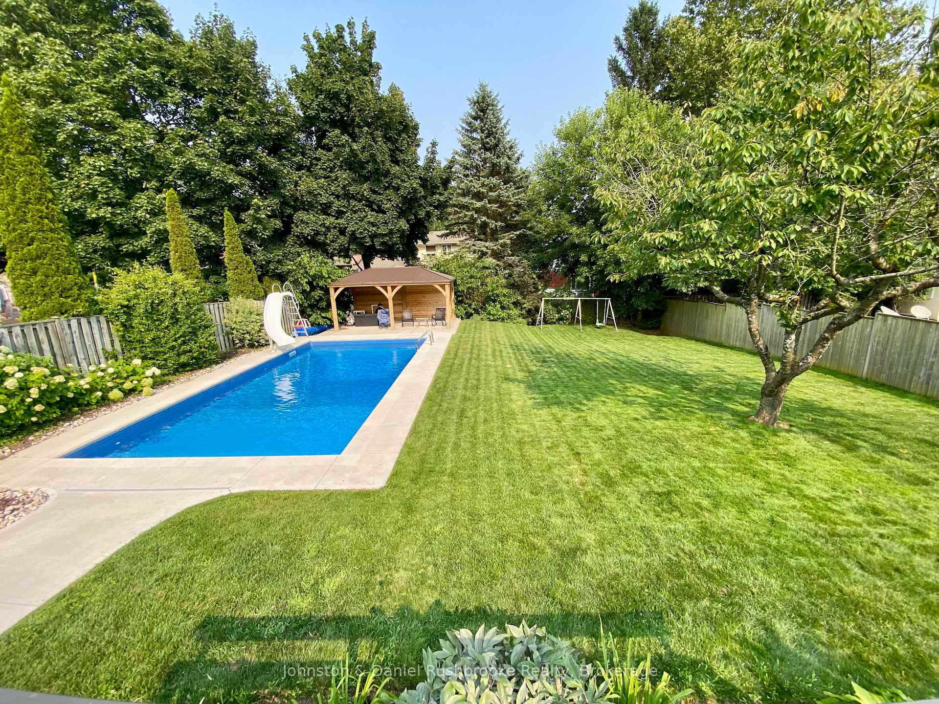 Photo 30 of 15 Fern Gate, Pelham, Fonthill — HOMEH
