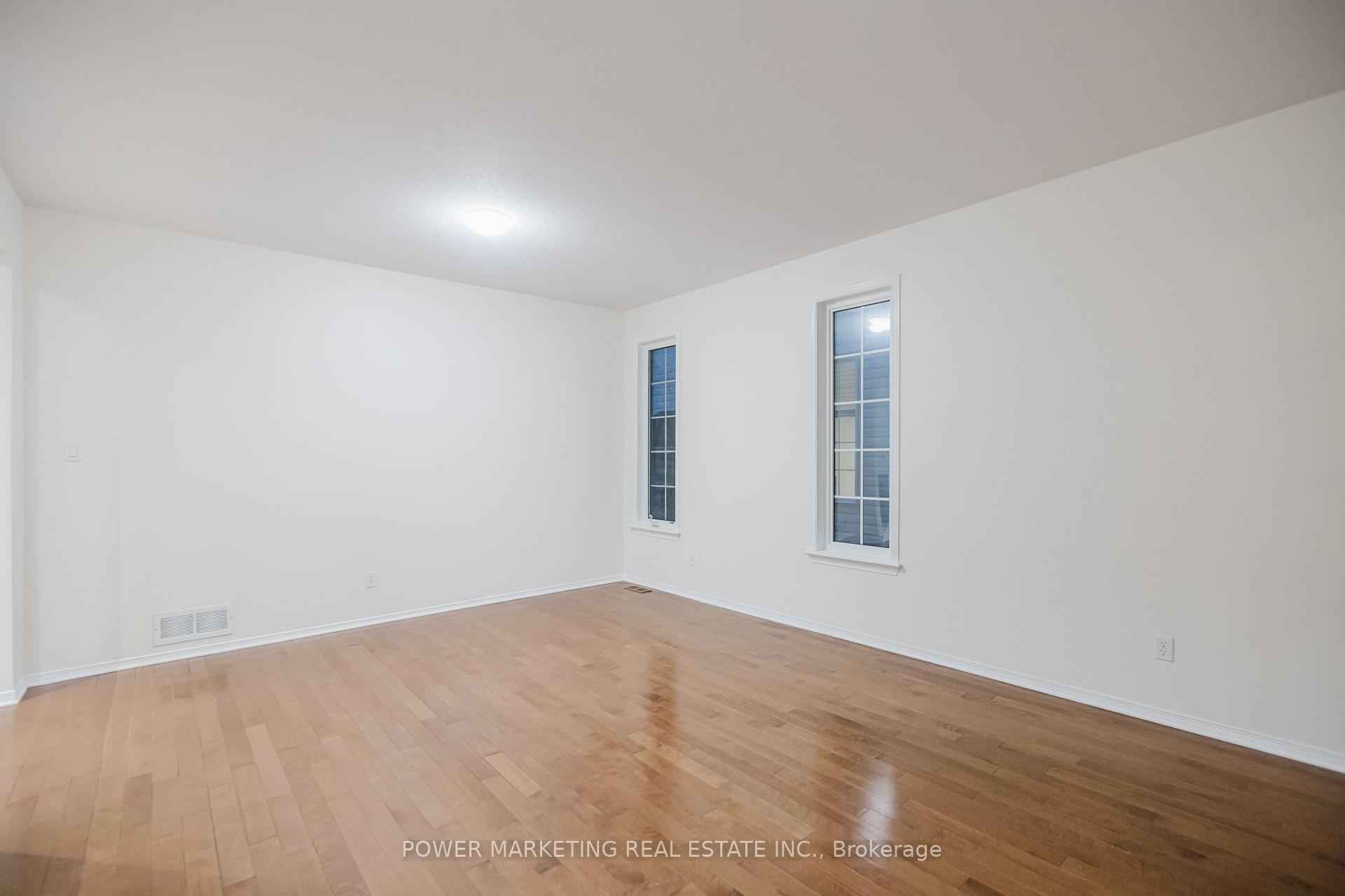 Photo 7 of 318 Rustic Hills Crescent, Ottawa, Springridge/East Village — HOMEH
