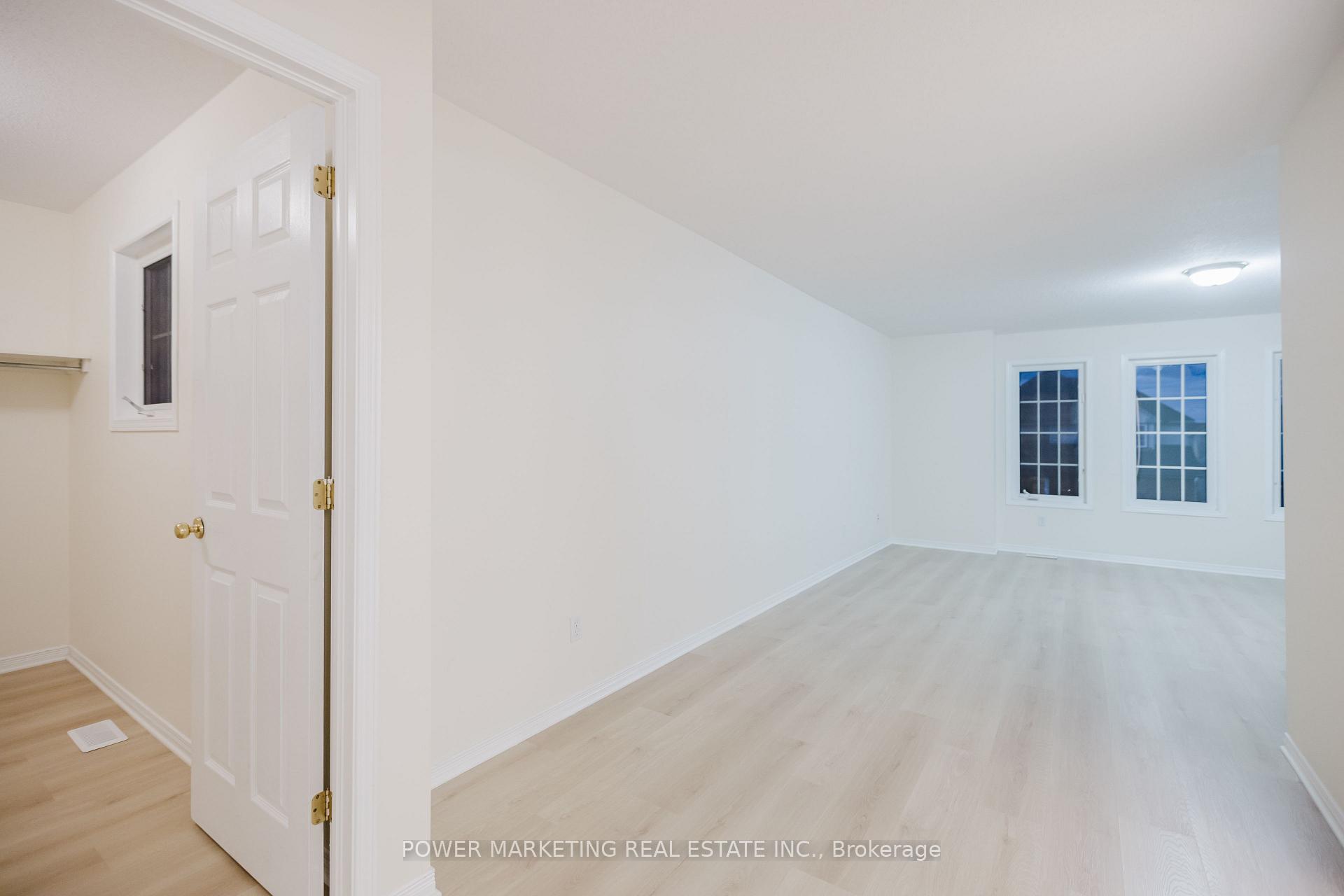 Photo 19 of 318 Rustic Hills Crescent, Ottawa, Springridge/East Village — HOMEH