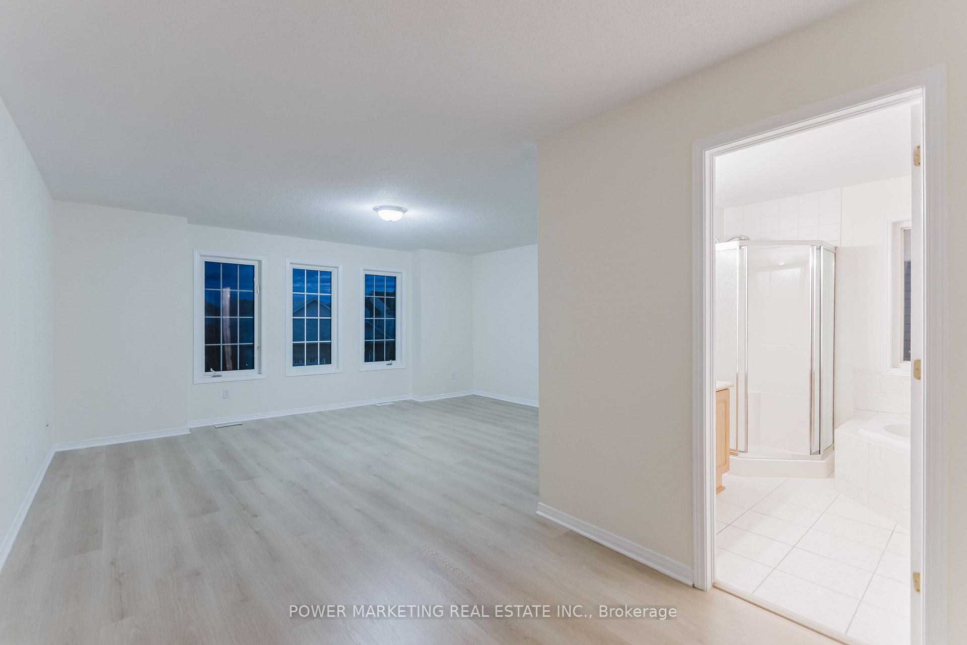 Photo 20 of 318 Rustic Hills Crescent, Ottawa, Springridge/East Village — HOMEH