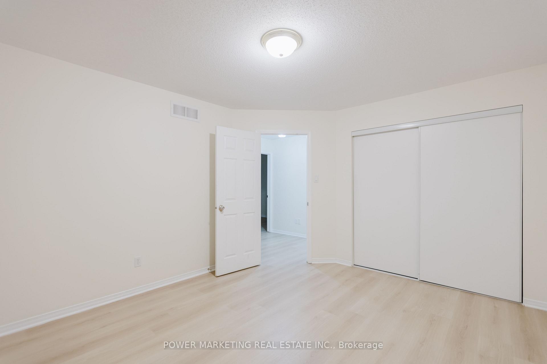 Photo 27 of 318 Rustic Hills Crescent, Ottawa, Springridge/East Village — HOMEH