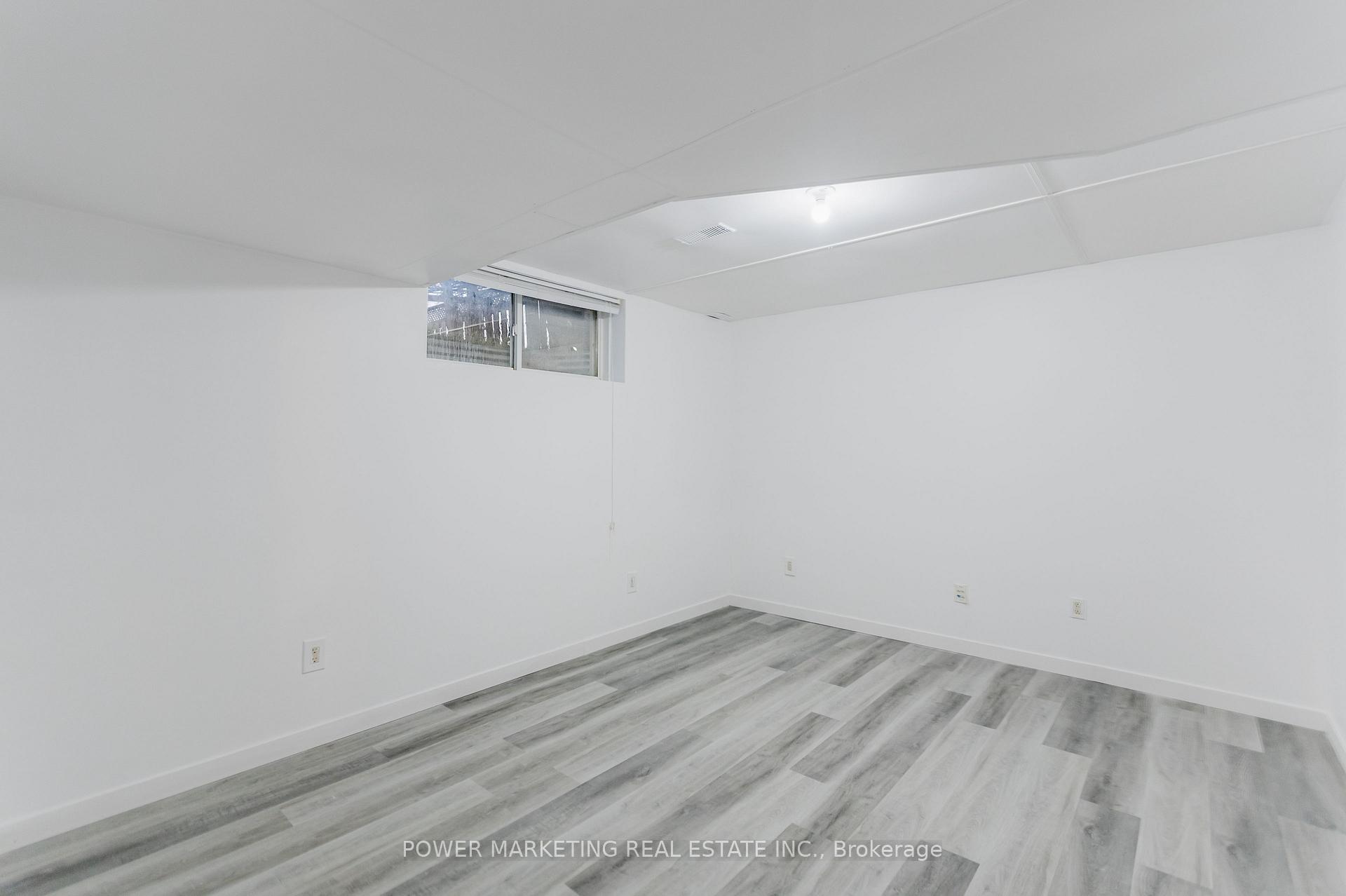 Photo 34 of 318 Rustic Hills Crescent, Ottawa, Springridge/East Village — HOMEH