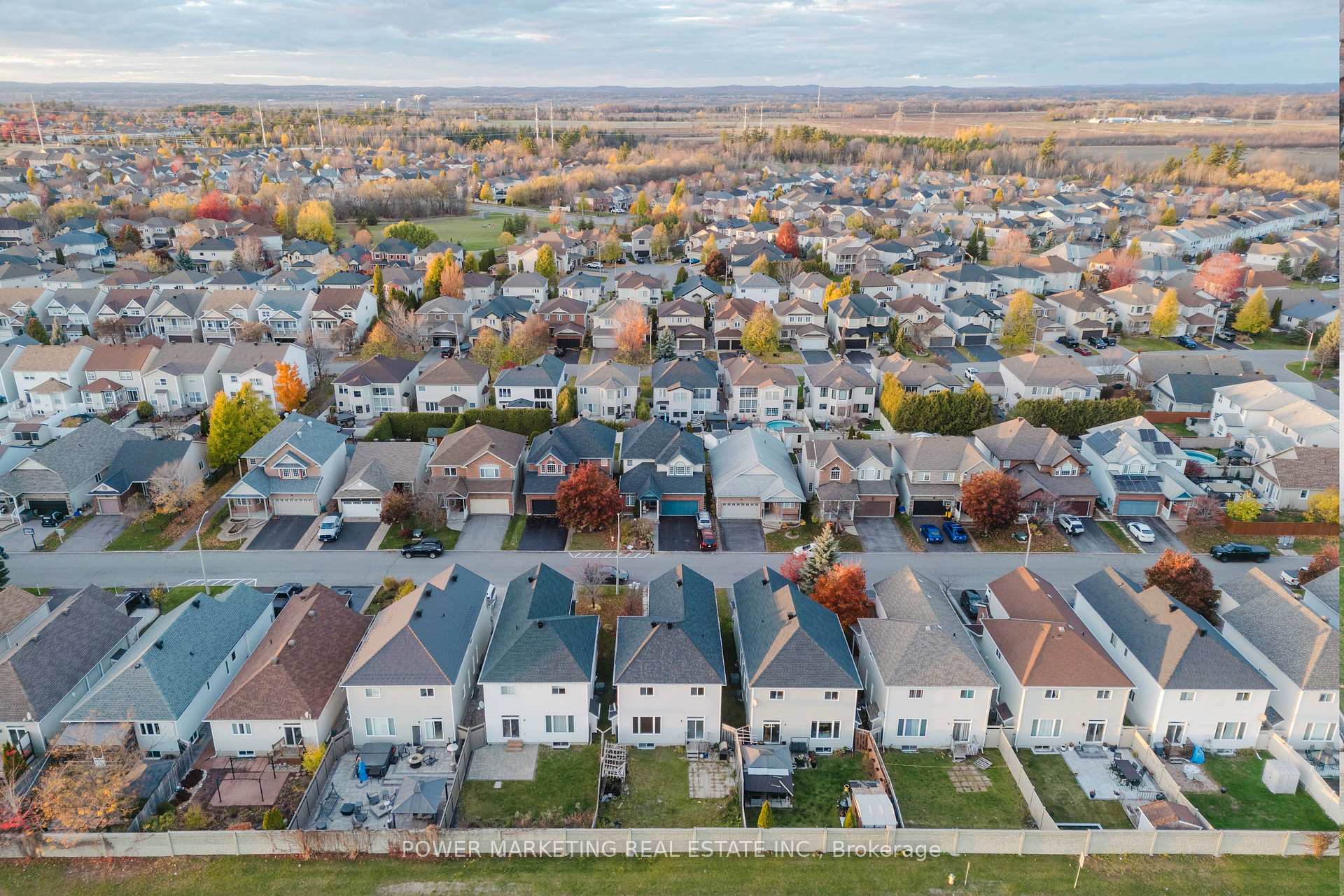 Photo 43 of 318 Rustic Hills Crescent, Ottawa, Springridge/East Village — HOMEH