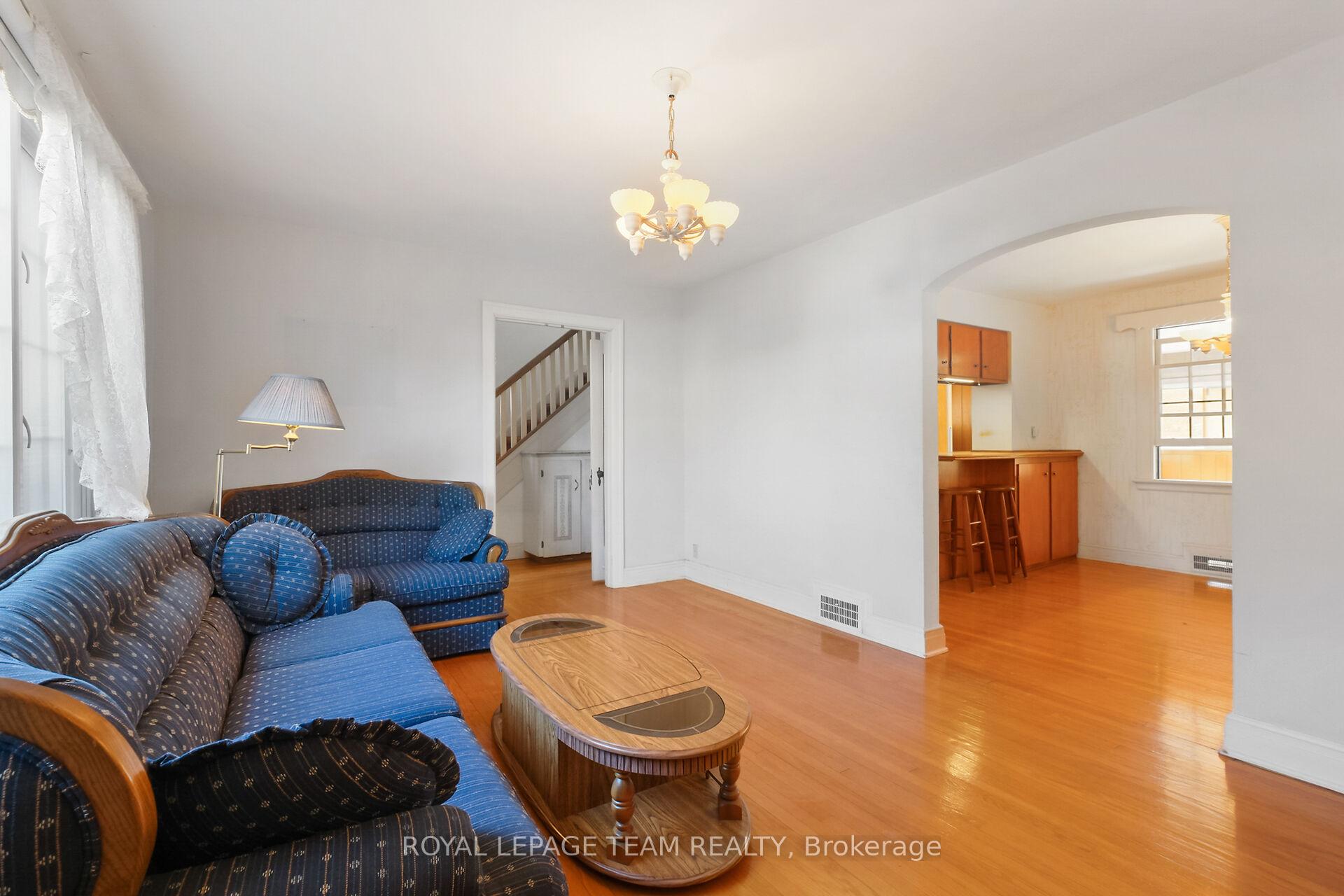 Photo 8 of 6 King George Street, Ottawa, Overbrook — HOMEH