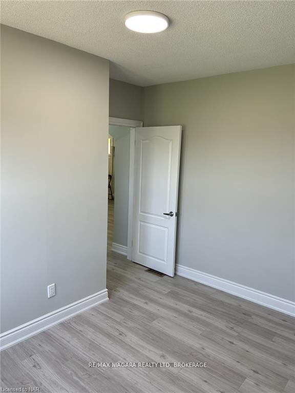 Photo 10 of 906 Regional Road 20, Pelham, North Pelham — HOMEH