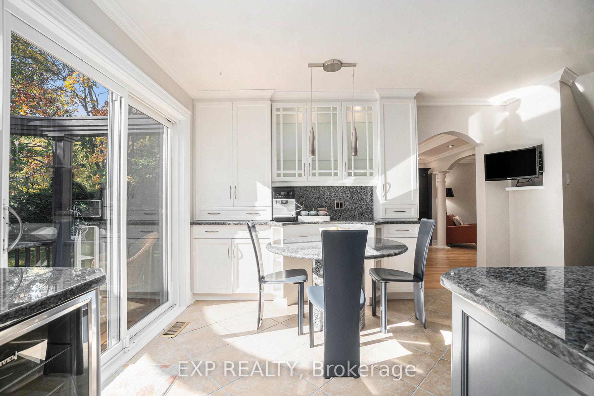Photo 15 of 150 Topaze Avenue, Ottawa, Navan — HOMEH