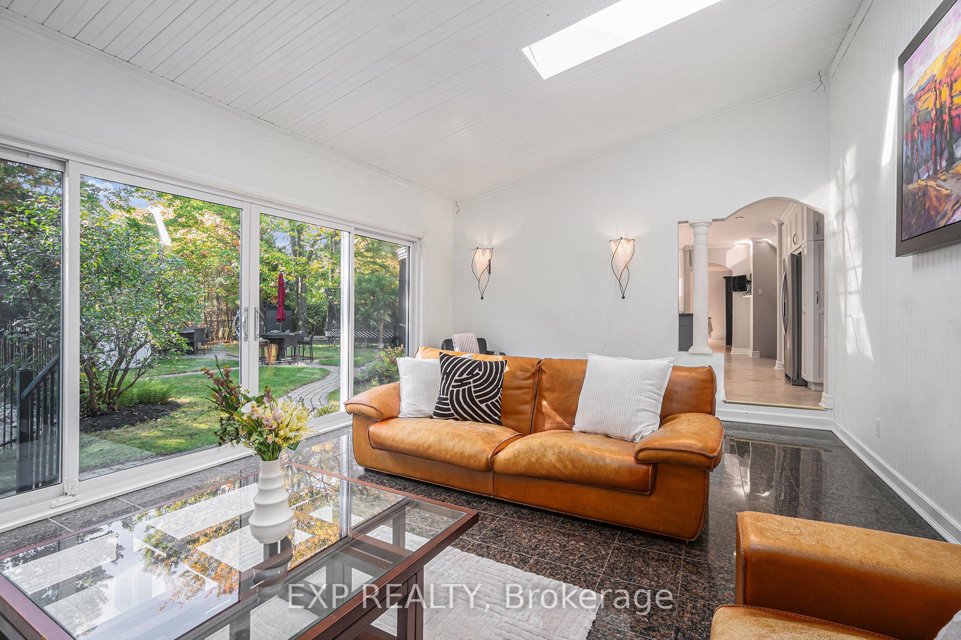 Photo 18 of 150 Topaze Avenue, Ottawa, Navan — HOMEH