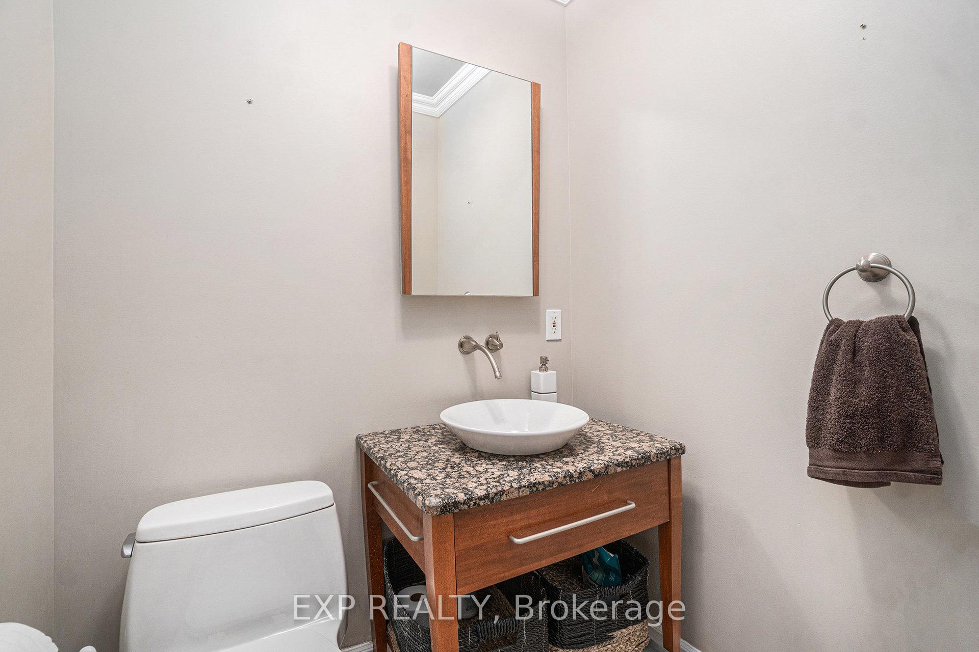 Photo 21 of 150 Topaze Avenue, Ottawa, Navan — HOMEH