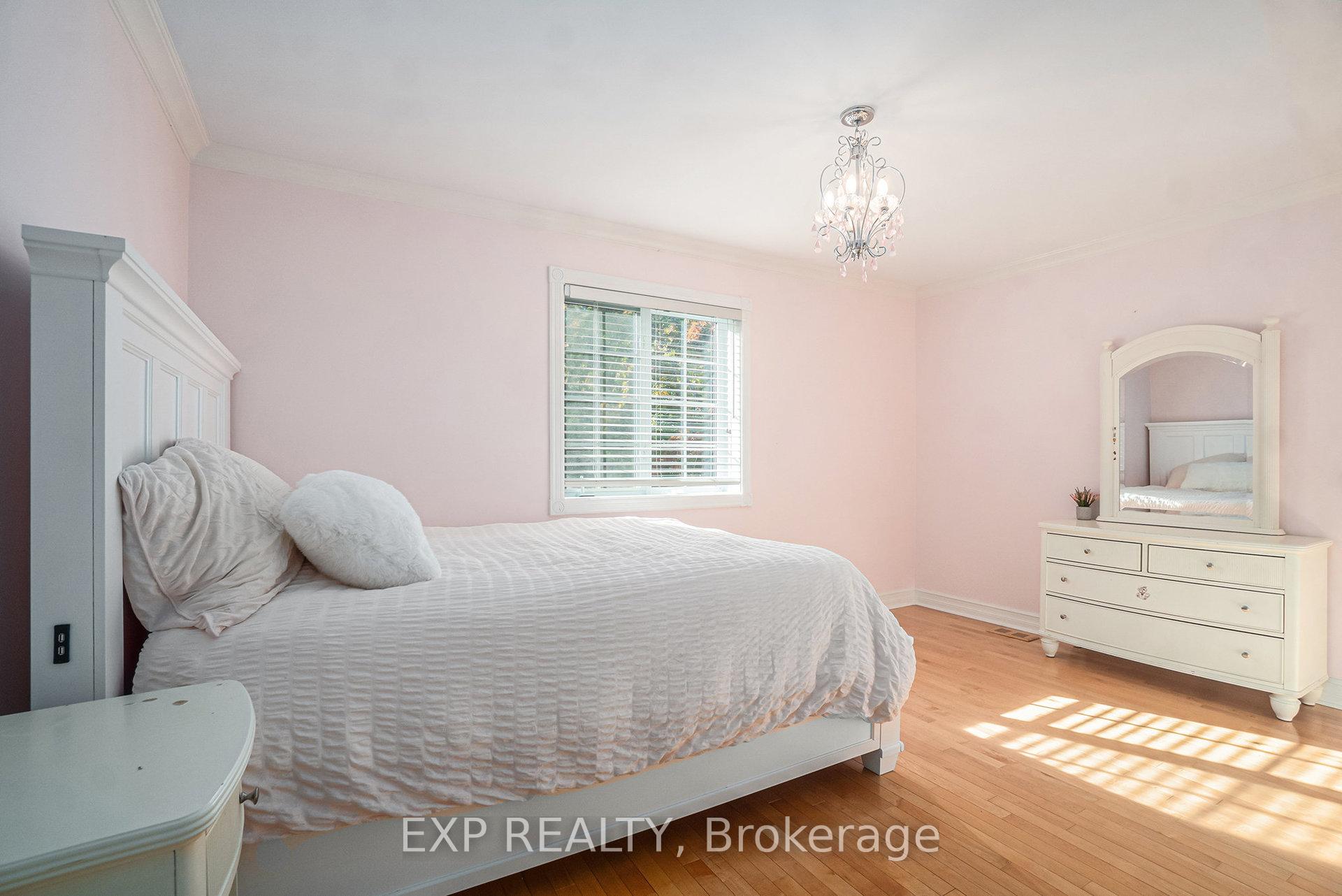 Photo 27 of 150 Topaze Avenue, Ottawa, Navan — HOMEH