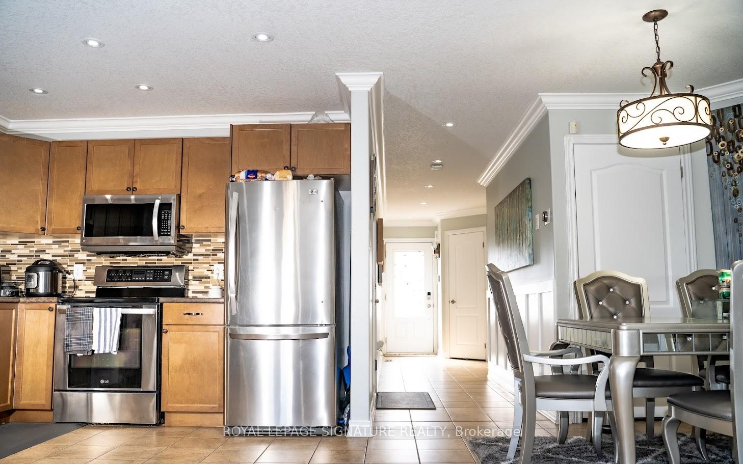 Photo 9 of 111 Preston Drive, Orangeville — HOMEH
