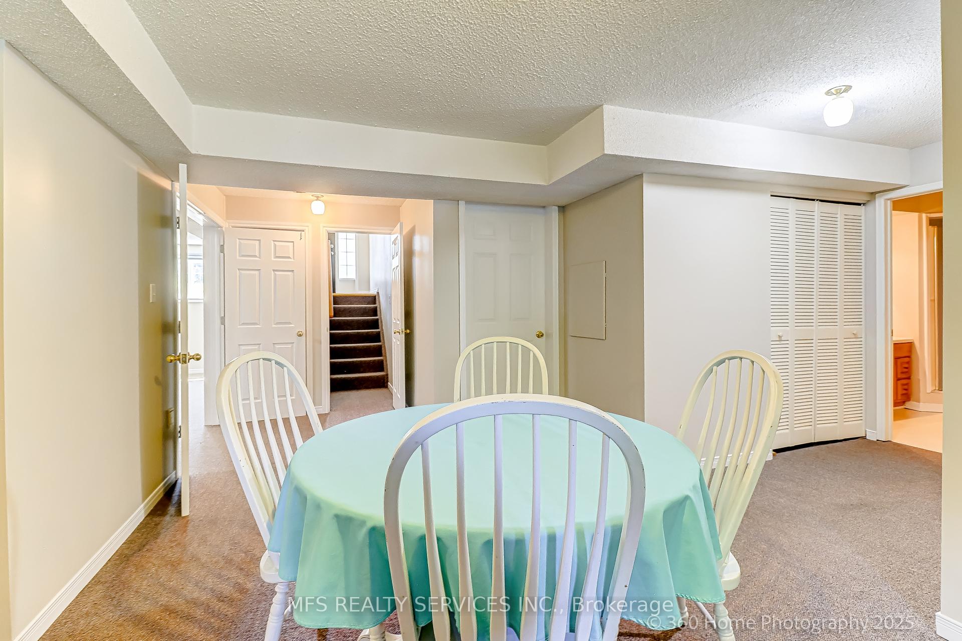 Photo 15 of 286 Seneca Avenue, Oshawa, Samac — HOMEH