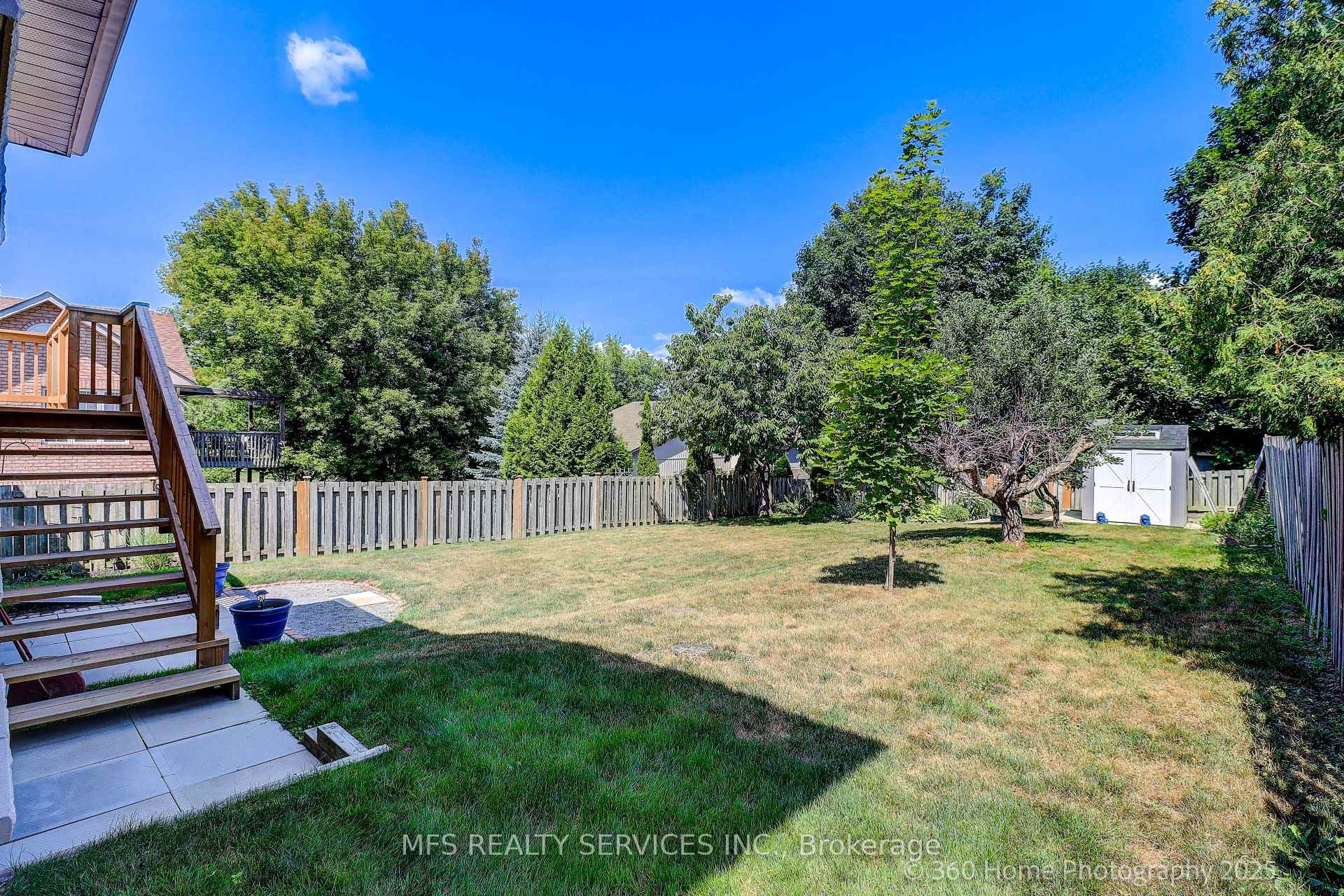 Photo 27 of 286 Seneca Avenue, Oshawa, Samac — HOMEH
