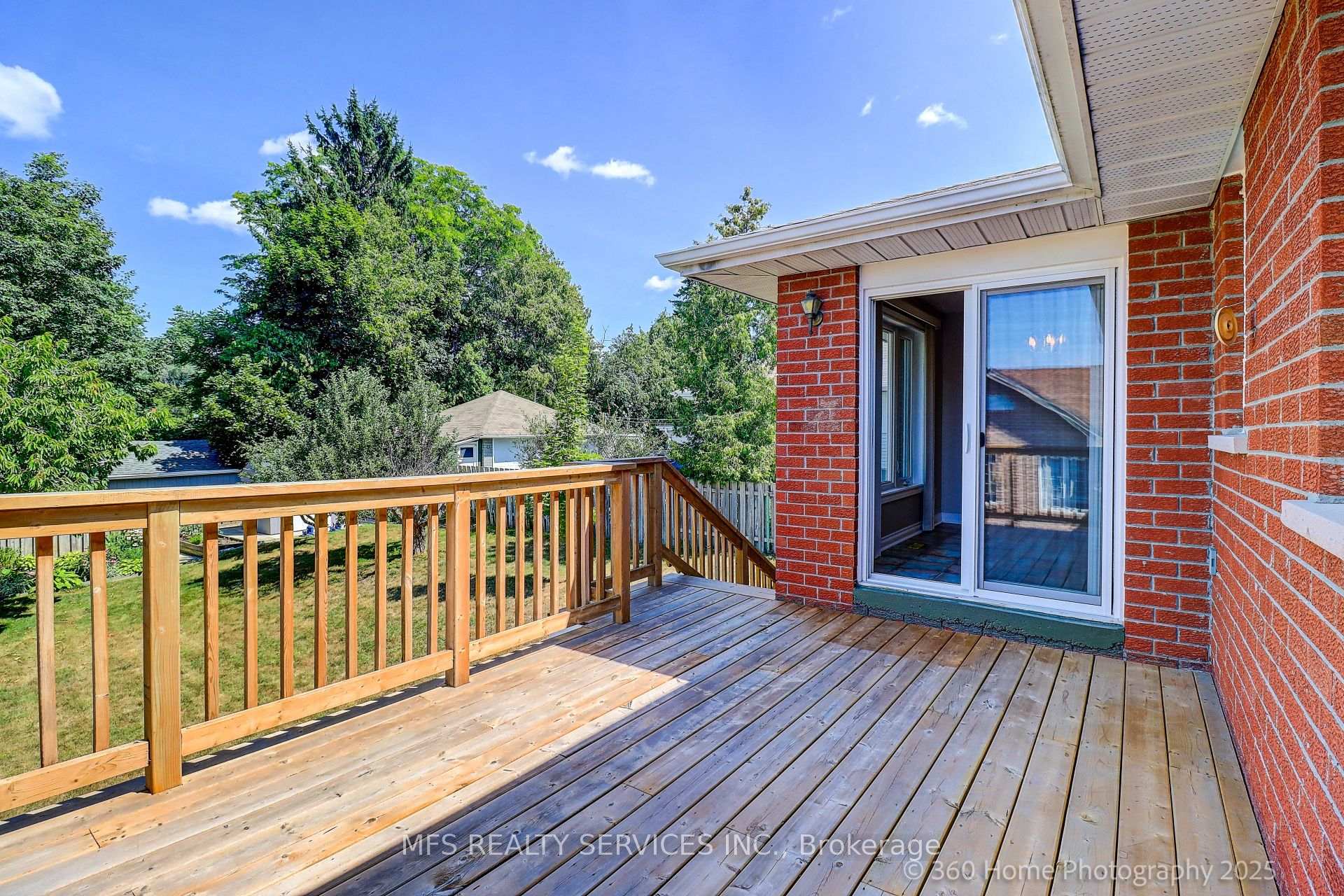 Photo 28 of 286 Seneca Avenue, Oshawa, Samac — HOMEH