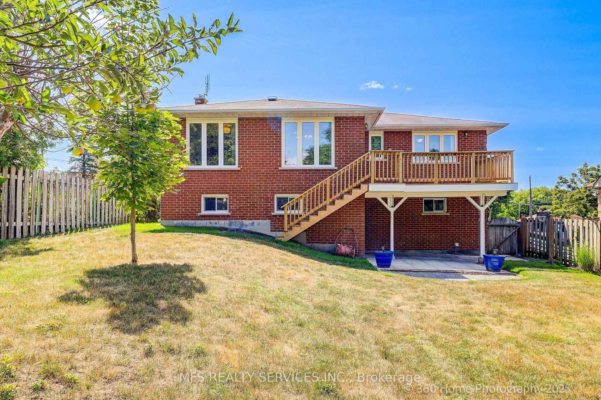 Photo 29 of 286 Seneca Avenue, Oshawa, Samac — HOMEH