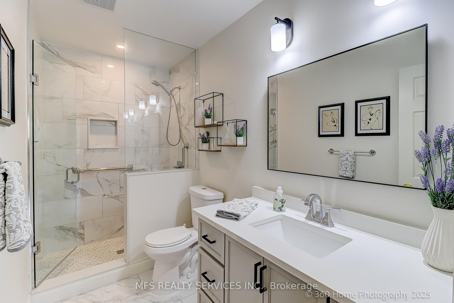 Photo 35 of 286 Seneca Avenue, Oshawa, Samac — HOMEH