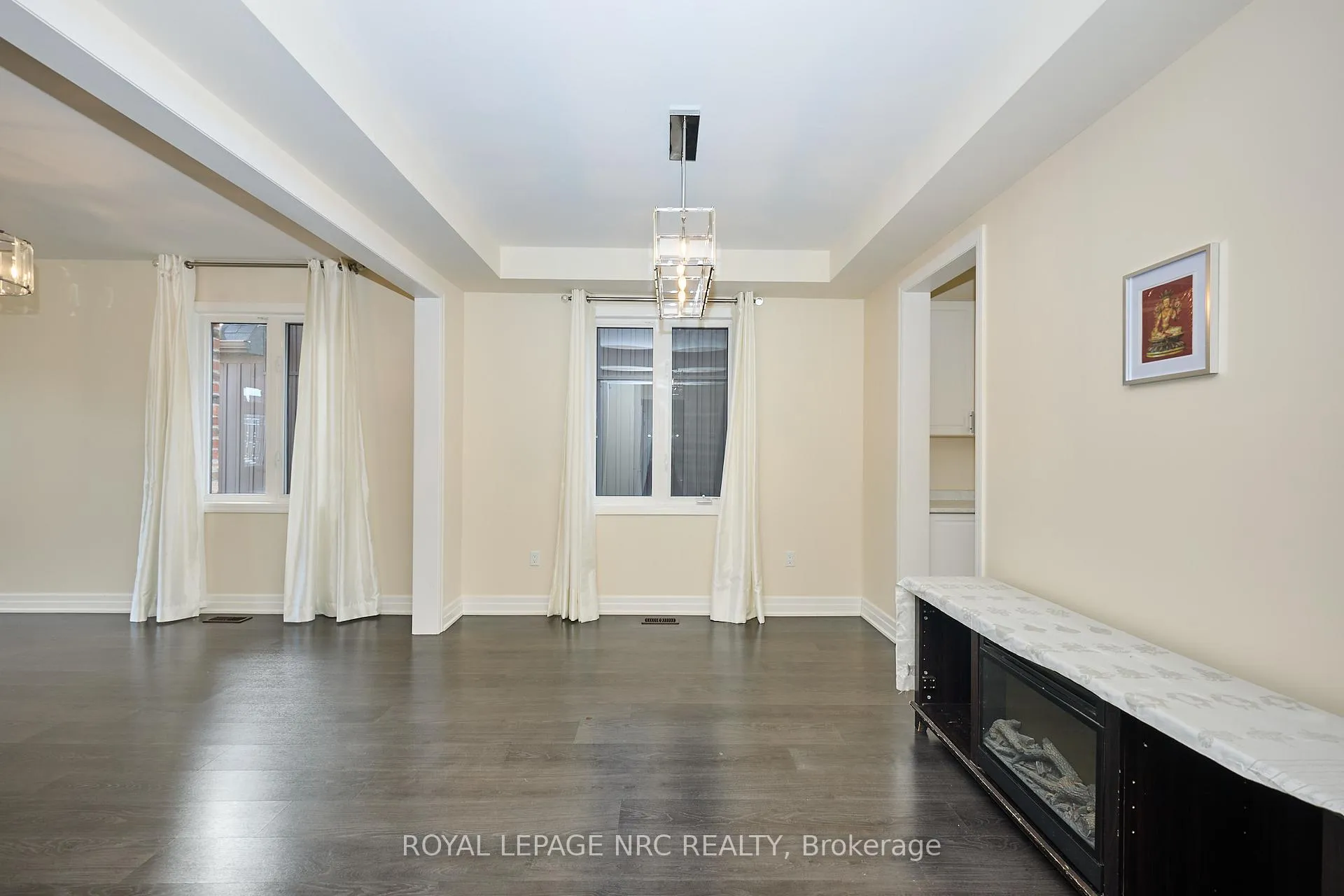 Photo 8 of 9367 Emerald Avenue, Niagara Falls, Lyons Creek — HOMEH