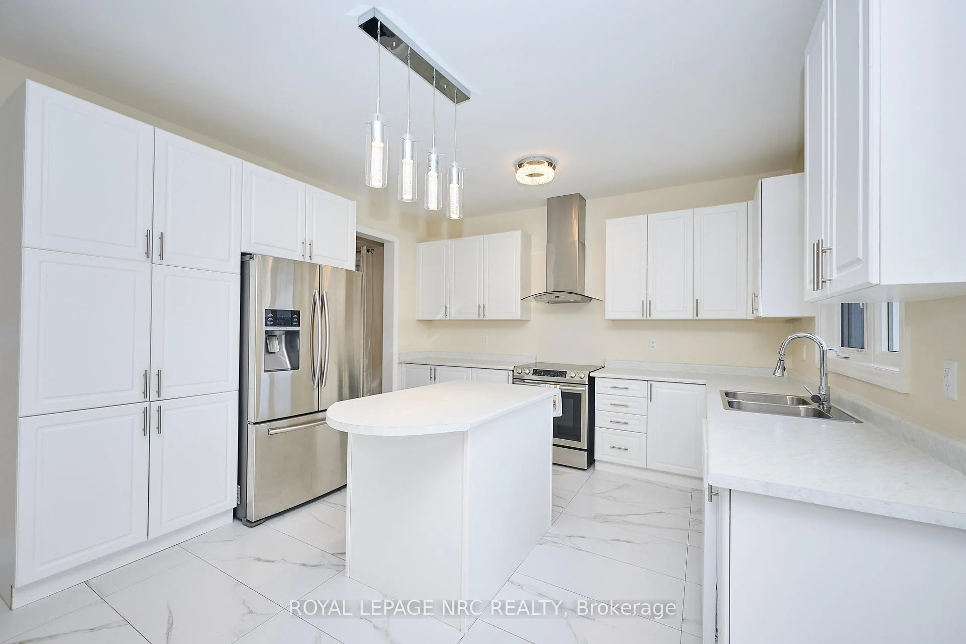 Photo 12 of 9367 Emerald Avenue, Niagara Falls, Lyons Creek — HOMEH