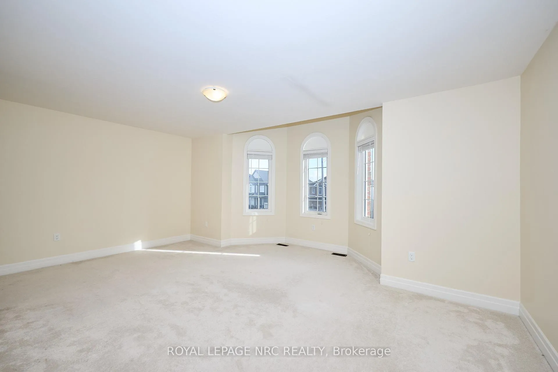 Photo 18 of 9367 Emerald Avenue, Niagara Falls, Lyons Creek — HOMEH