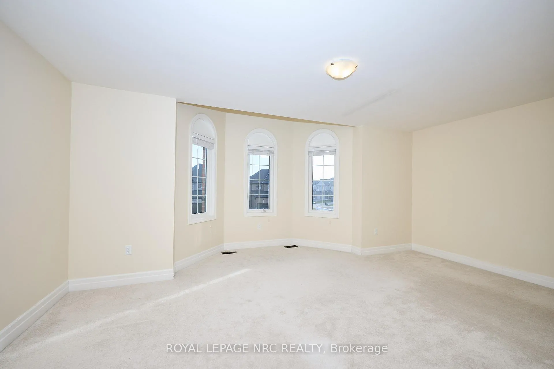 Photo 19 of 9367 Emerald Avenue, Niagara Falls, Lyons Creek — HOMEH