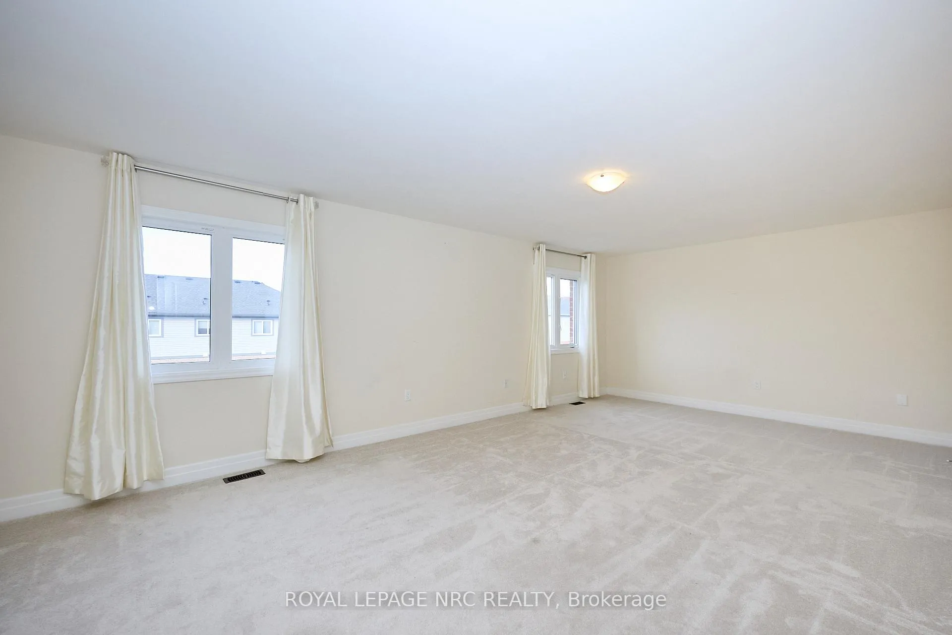 Photo 22 of 9367 Emerald Avenue, Niagara Falls, Lyons Creek — HOMEH