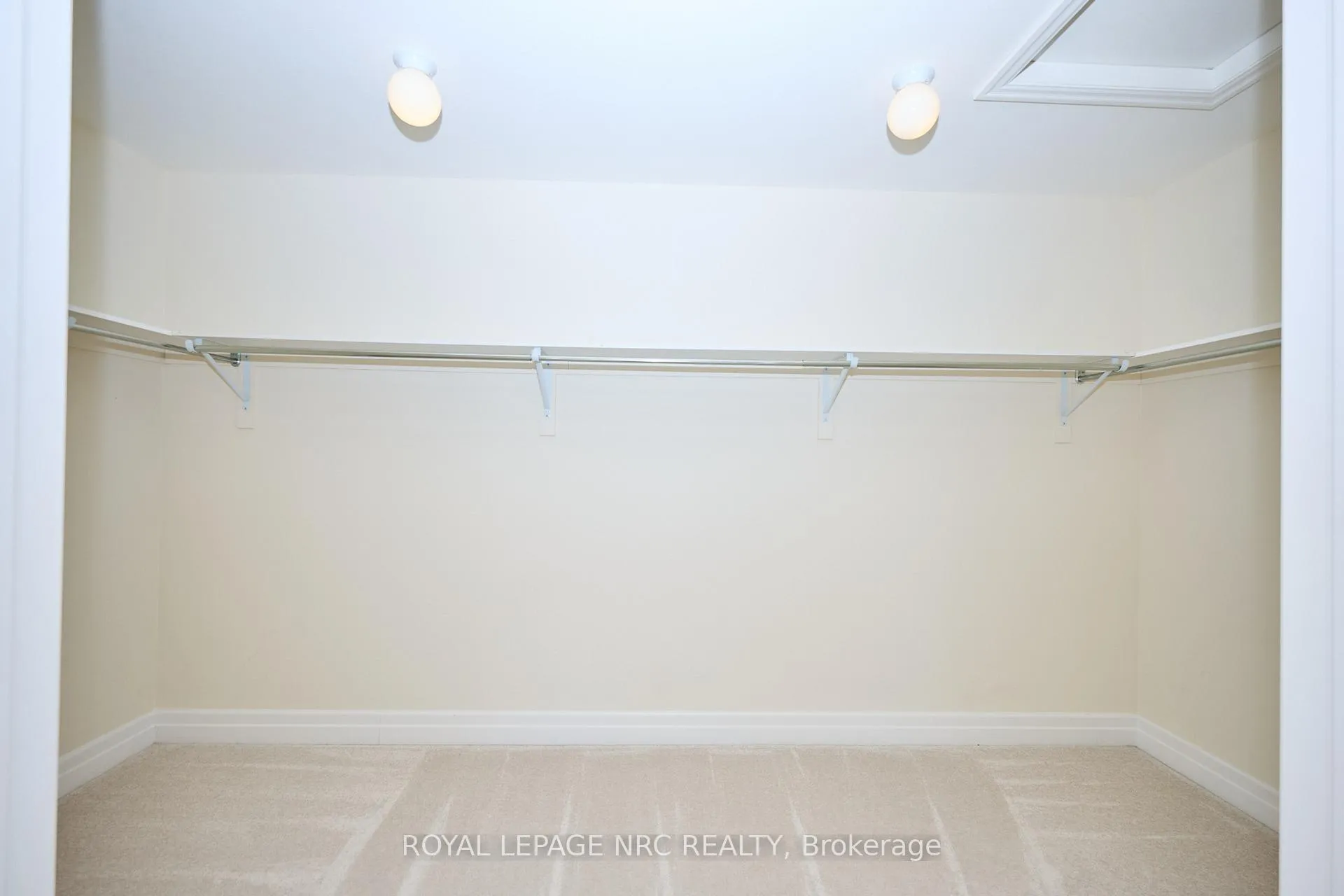 Photo 25 of 9367 Emerald Avenue, Niagara Falls, Lyons Creek — HOMEH