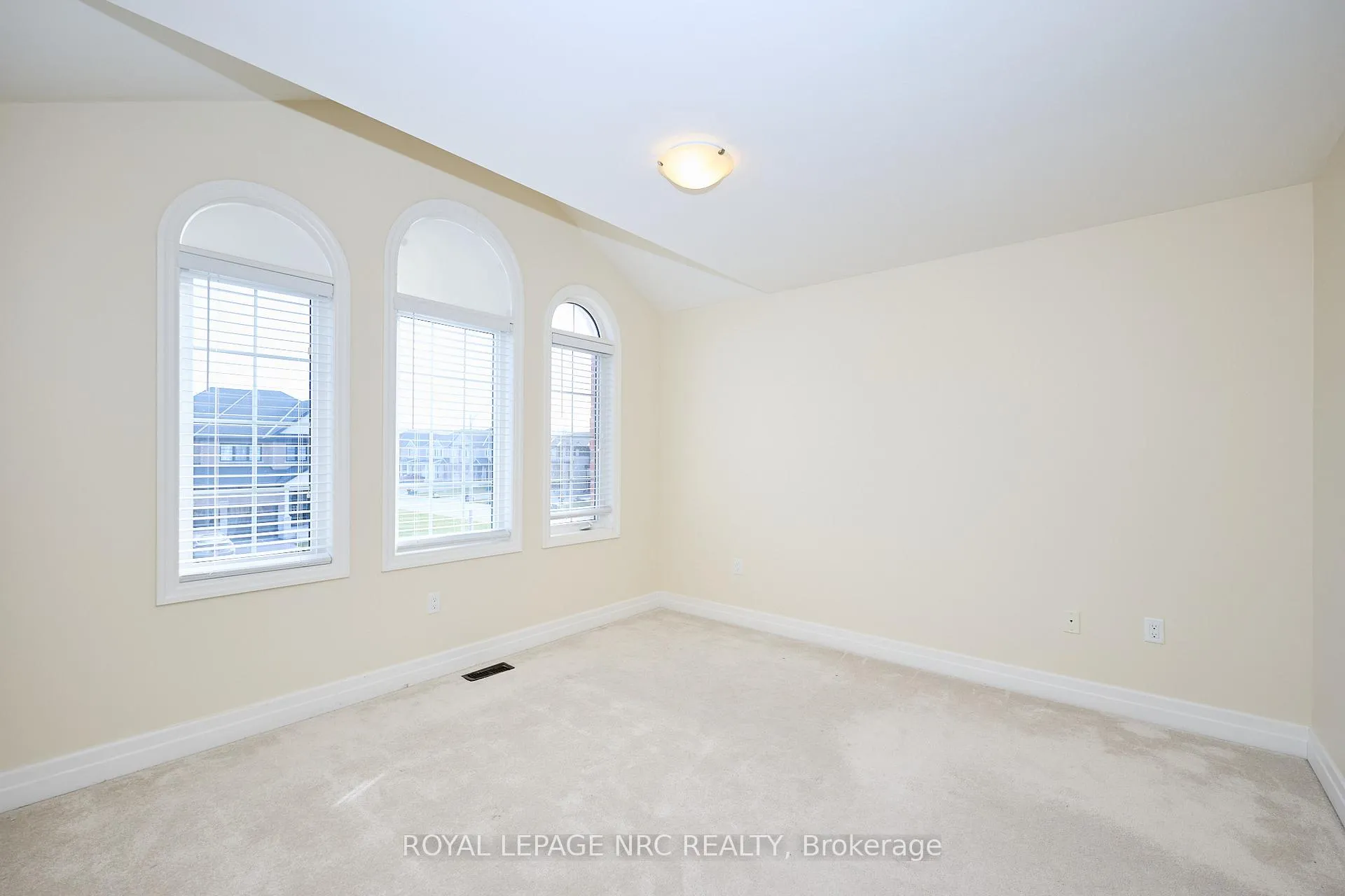 Photo 40 of 9367 Emerald Avenue, Niagara Falls, Lyons Creek — HOMEH