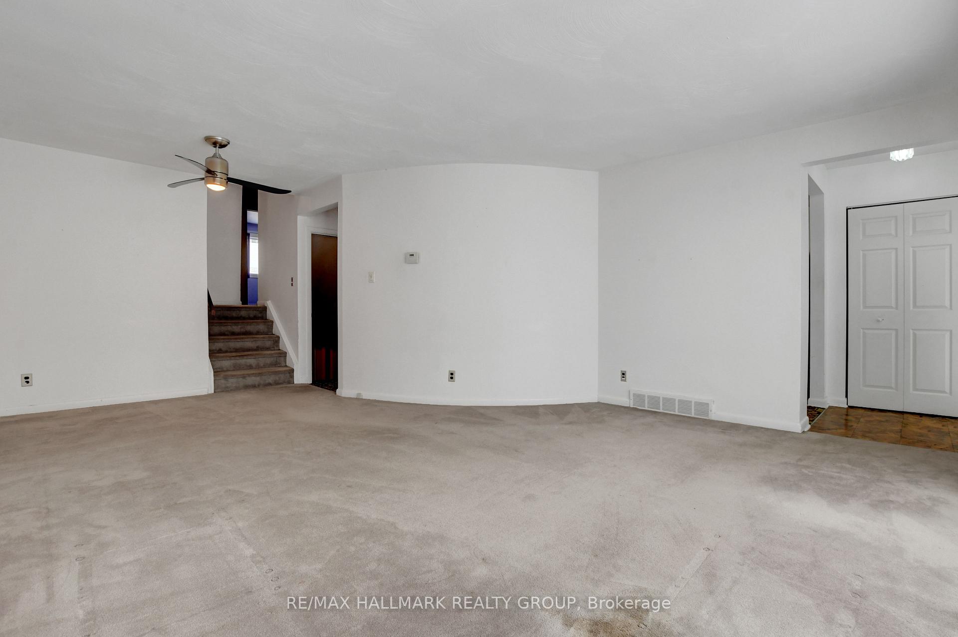 Photo 6 of 933 Bermuda Avenue, Ottawa, Carson Meadows — HOMEH