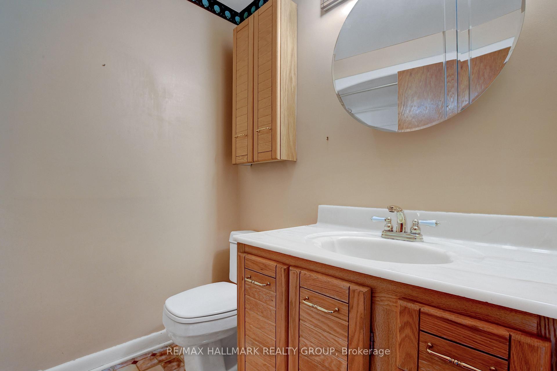 Photo 28 of 933 Bermuda Avenue, Ottawa, Carson Meadows — HOMEH