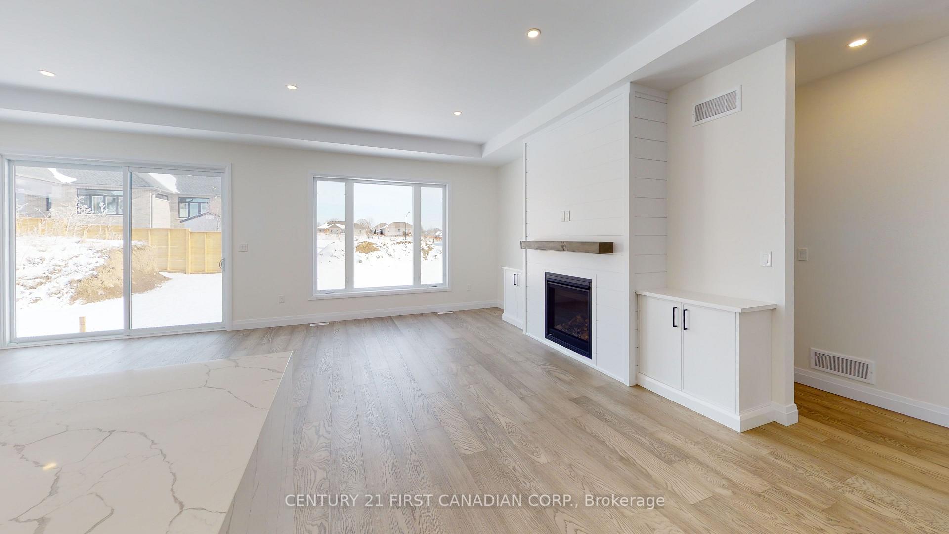 Photo 14 of 18 Postma Crescent, North Middlesex, Alisa Craig — HOMEH