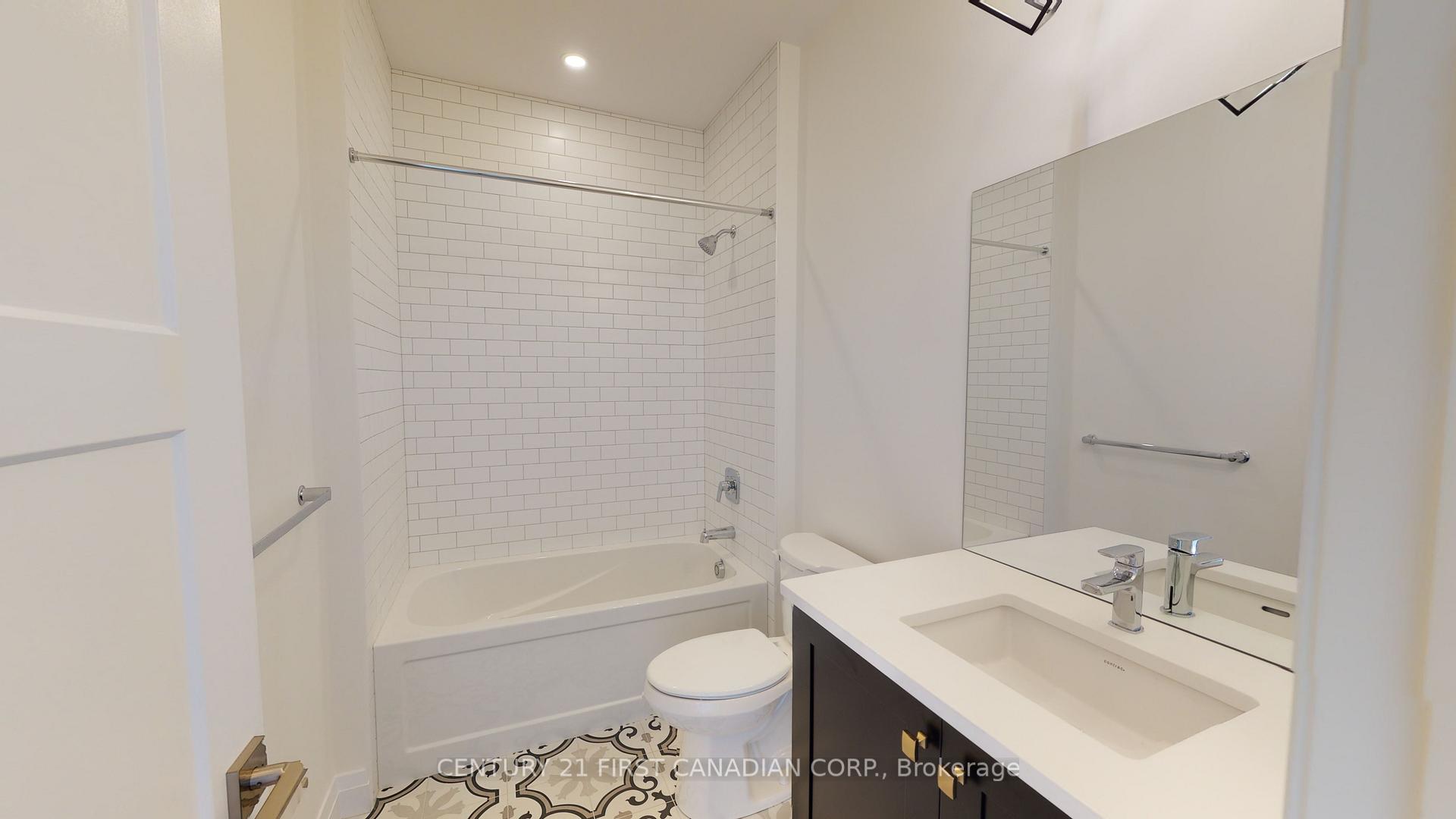 Photo 23 of 18 Postma Crescent, North Middlesex, Alisa Craig — HOMEH