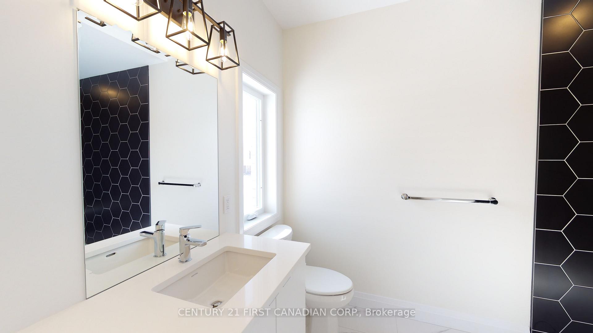 Photo 31 of 18 Postma Crescent, North Middlesex, Alisa Craig — HOMEH