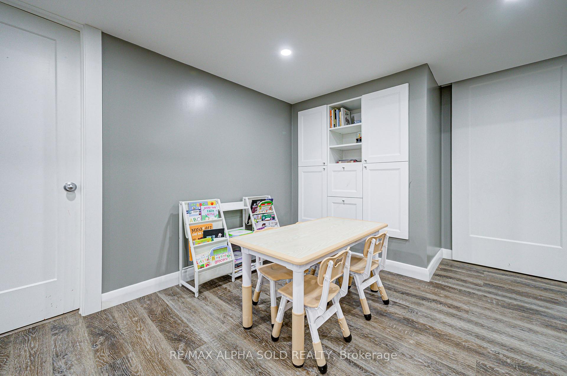 Photo 34 of 1184 Ashgrove Crescent, Oshawa, Pinecrest — HOMEH