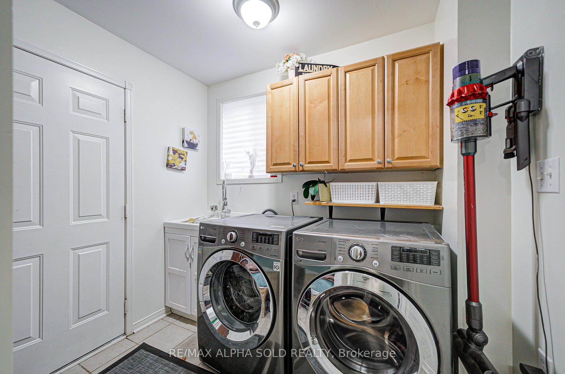 Photo 37 of 1184 Ashgrove Crescent, Oshawa, Pinecrest — HOMEH