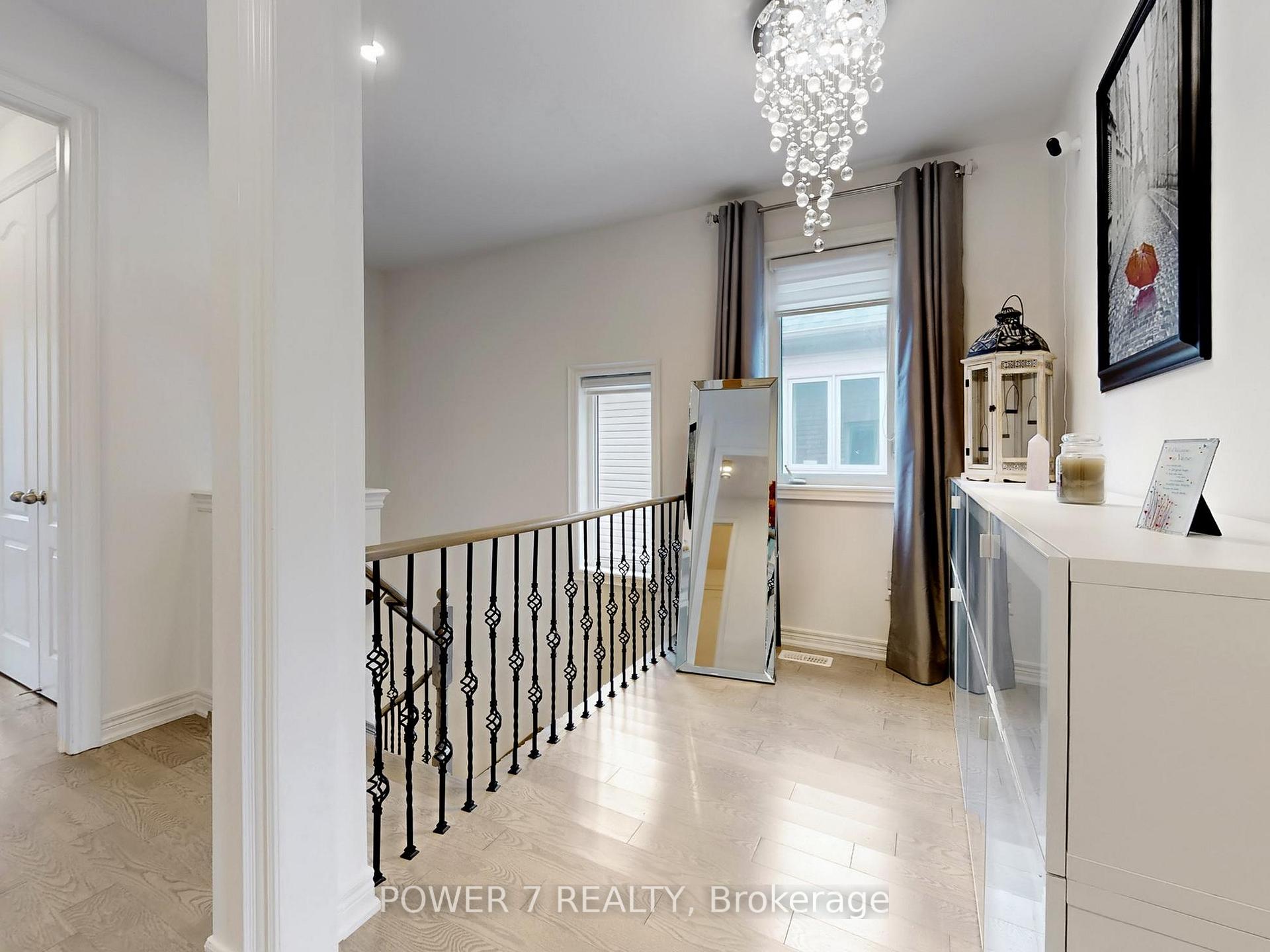 Photo 19 of 2417 Dress Circle Crescent, Oshawa, Windfields — HOMEH