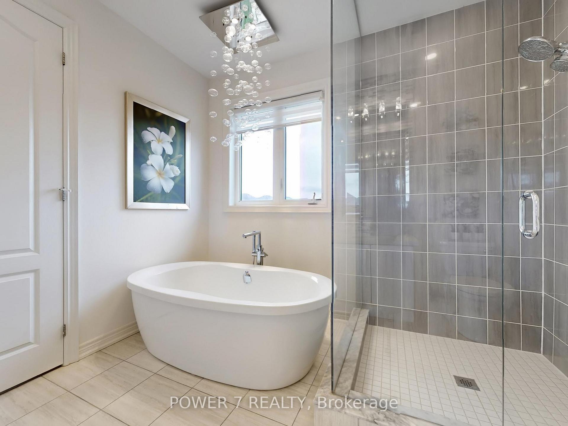 Photo 24 of 2417 Dress Circle Crescent, Oshawa, Windfields — HOMEH