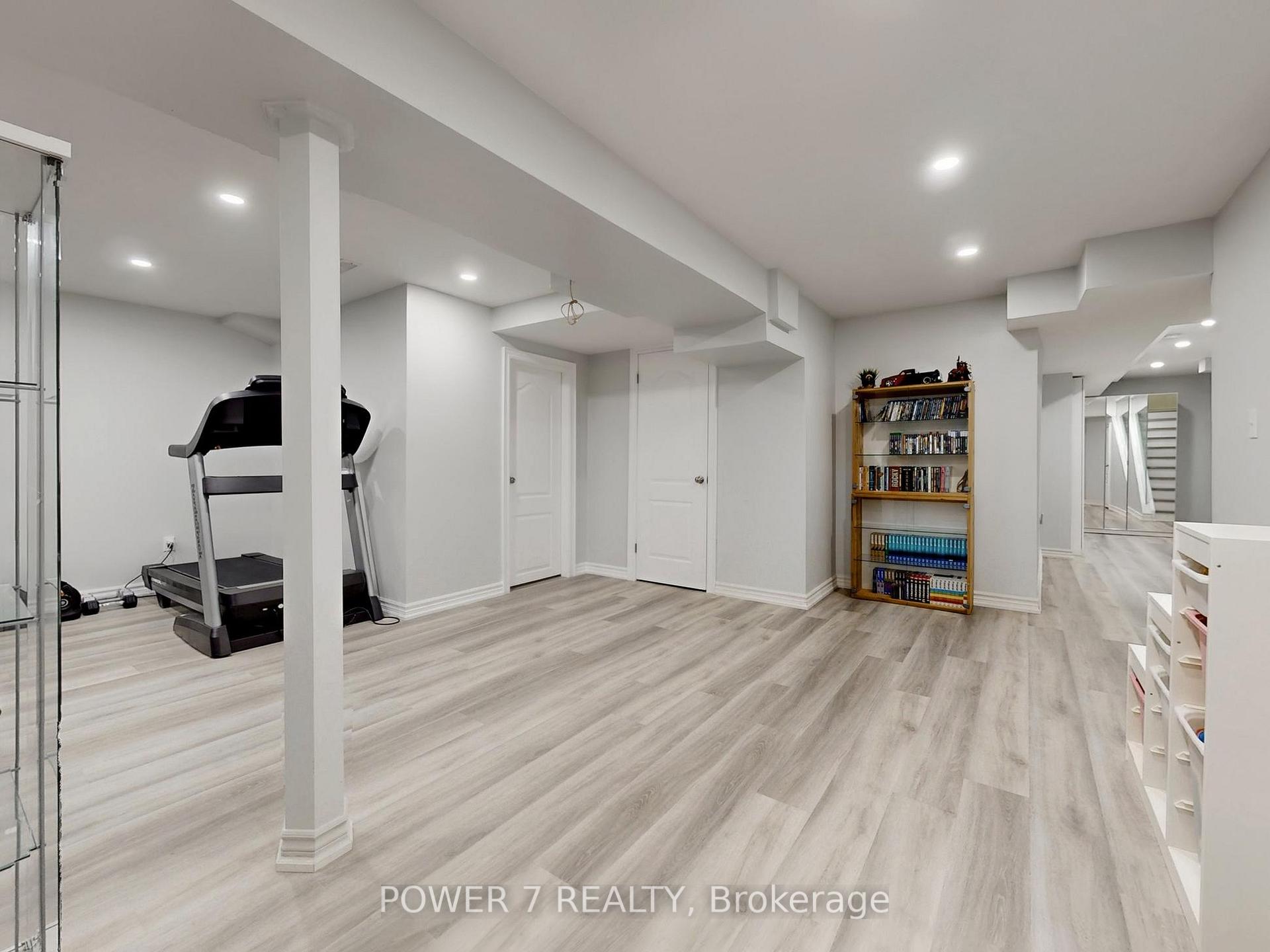 Photo 43 of 2417 Dress Circle Crescent, Oshawa, Windfields — HOMEH