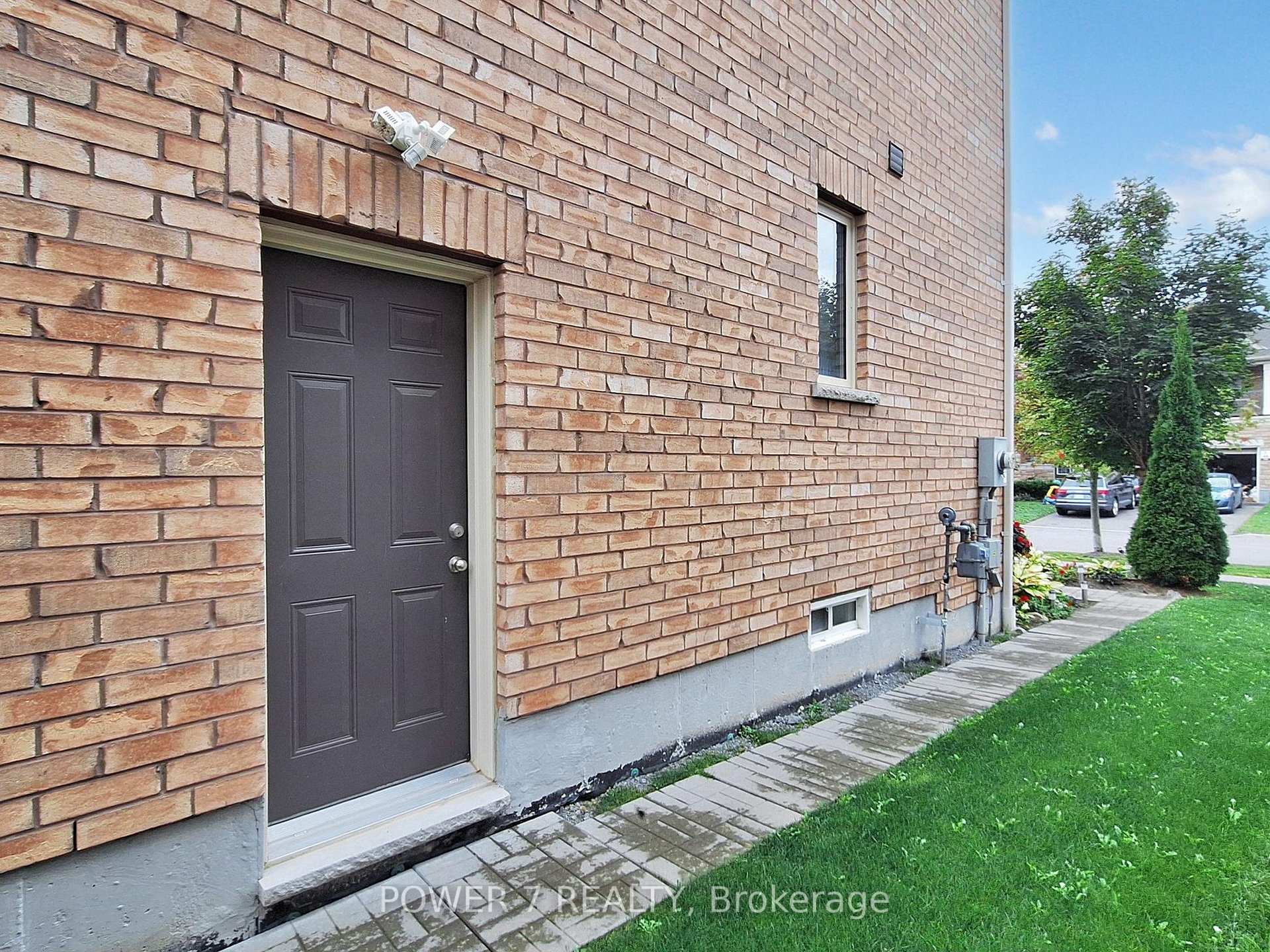 Photo 49 of 2417 Dress Circle Crescent, Oshawa, Windfields — HOMEH