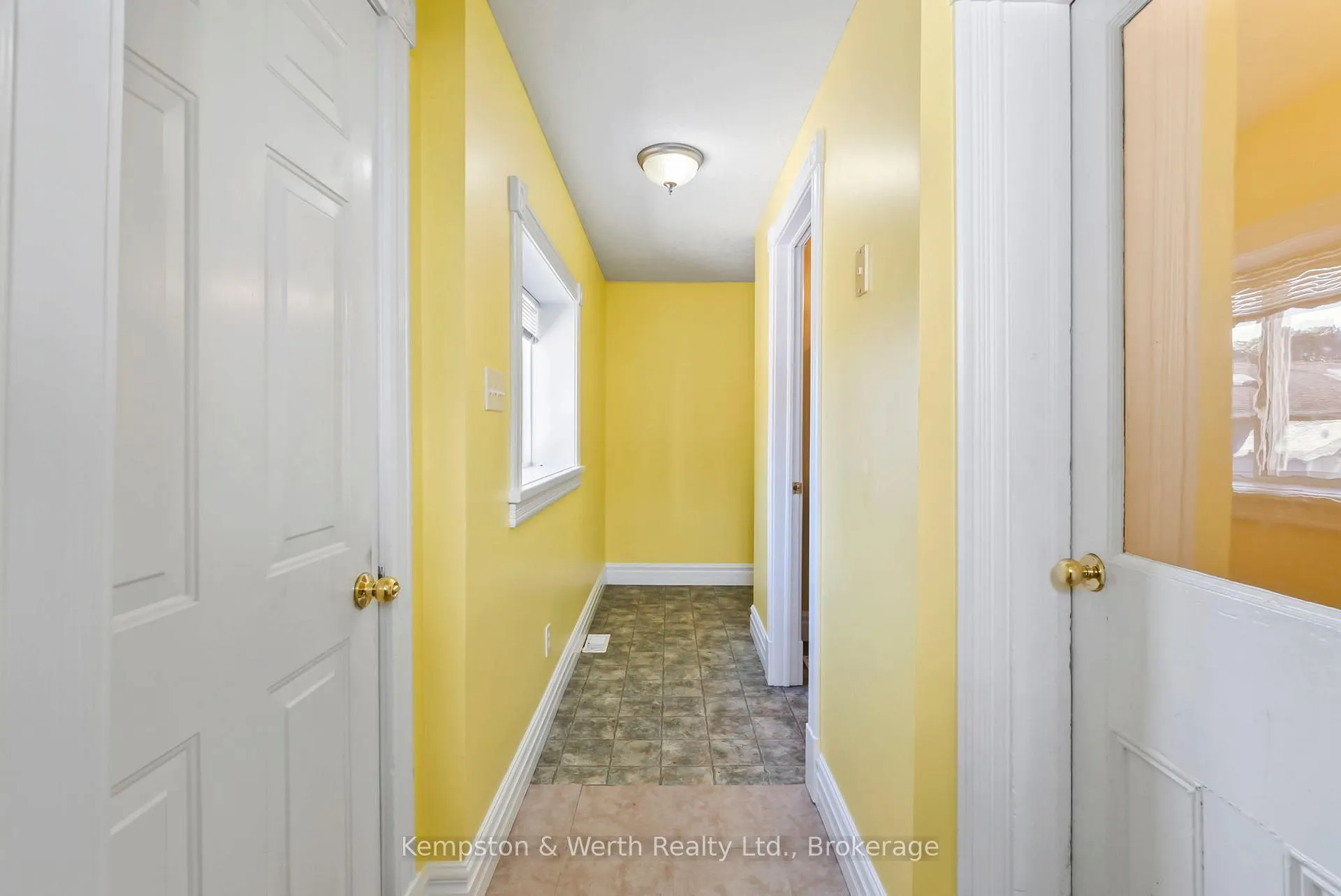 Photo 22 of 439 Main Street W, North Perth, Listowel — HOMEH