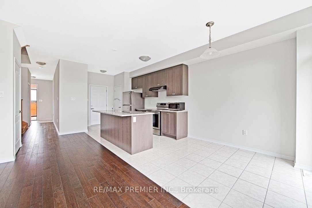 Photo 6 of Unit 27, 8273 Tulip Tree Drive, Niagara Falls, Brown — HOMEH