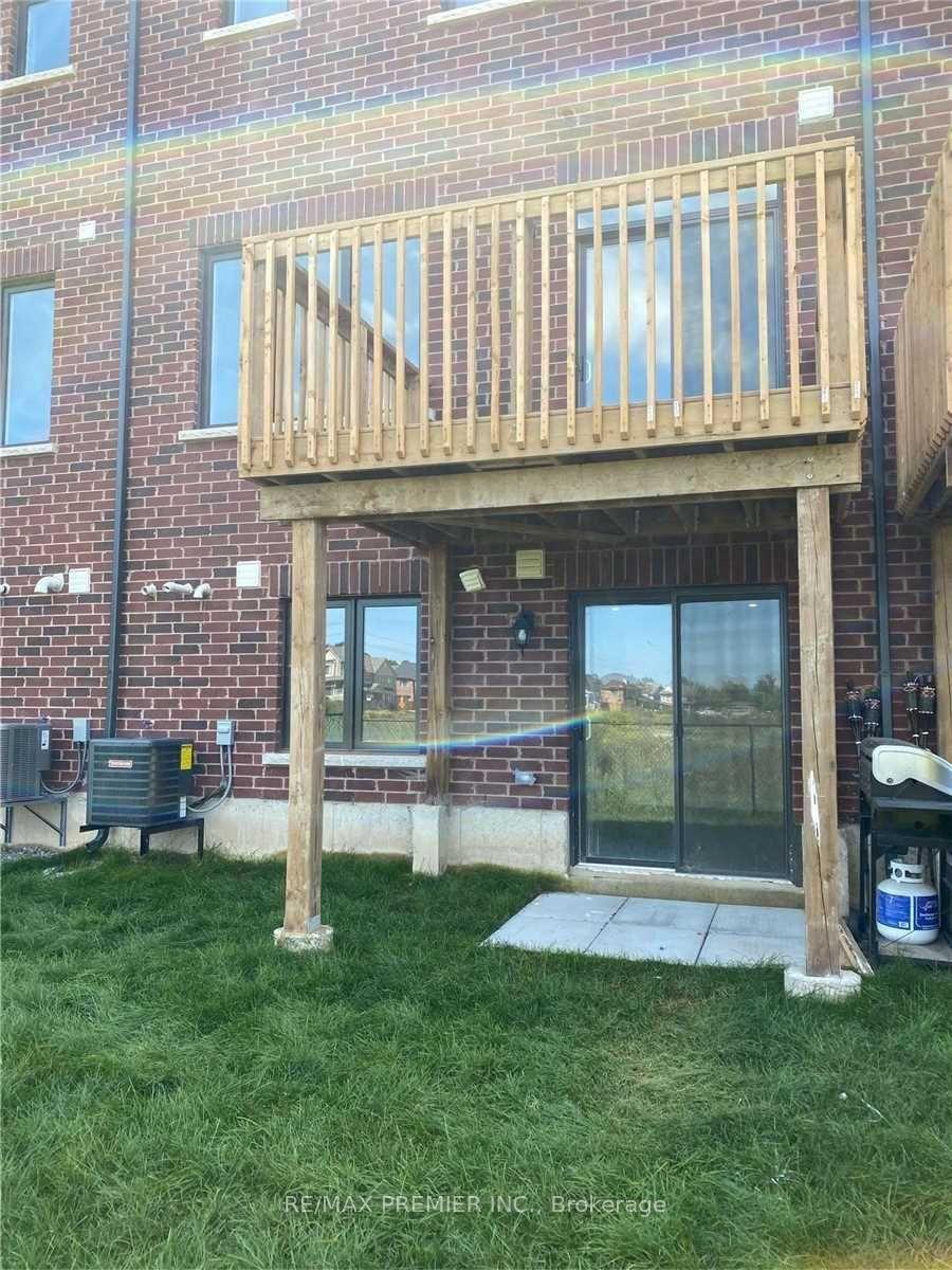 Photo 14 of Unit 27, 8273 Tulip Tree Drive, Niagara Falls, Brown — HOMEH