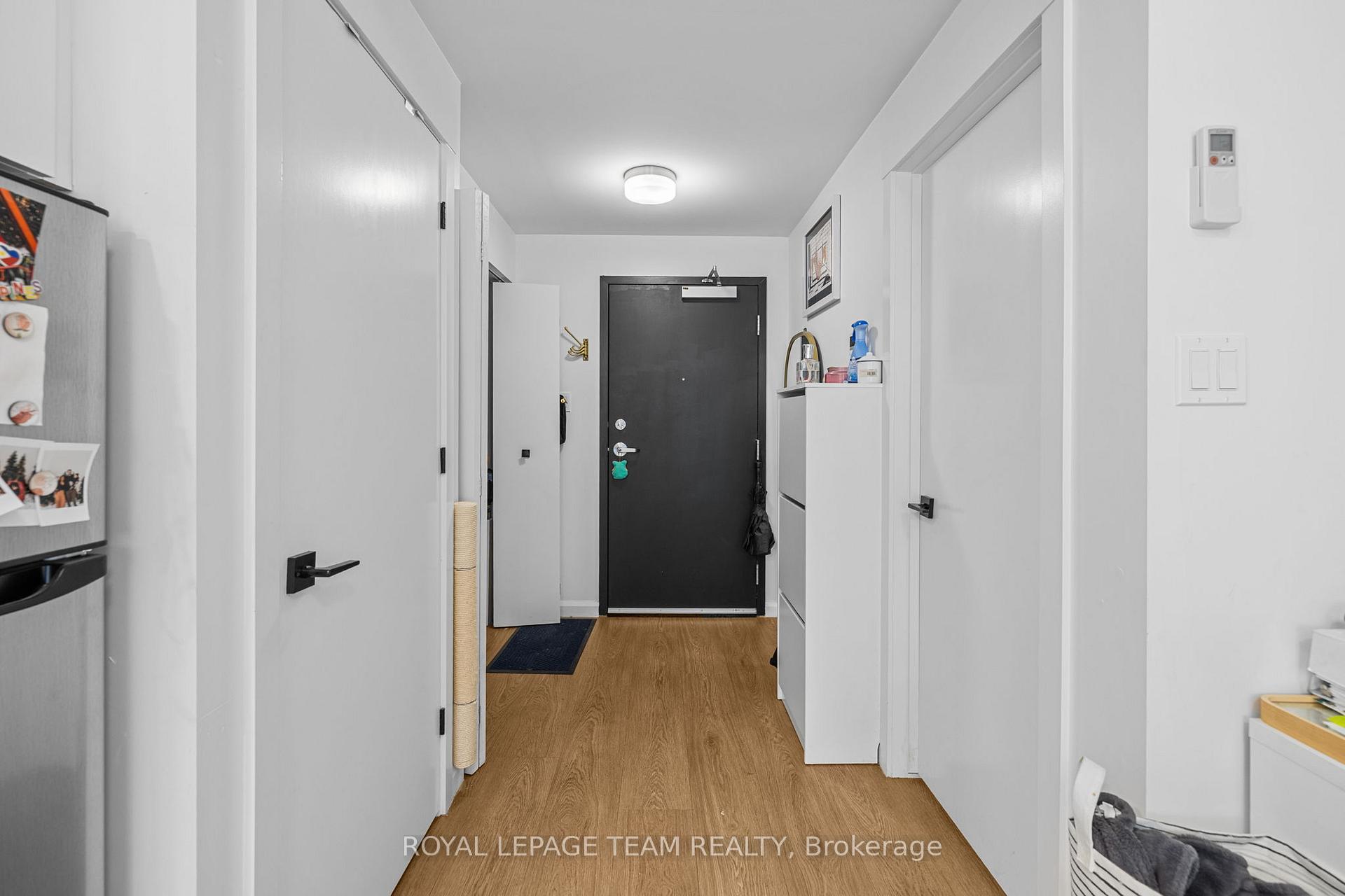 Photo 11 of Unit 202, 506 Gladstone Avenue, Ottawa, Ottawa Centre — HOMEH