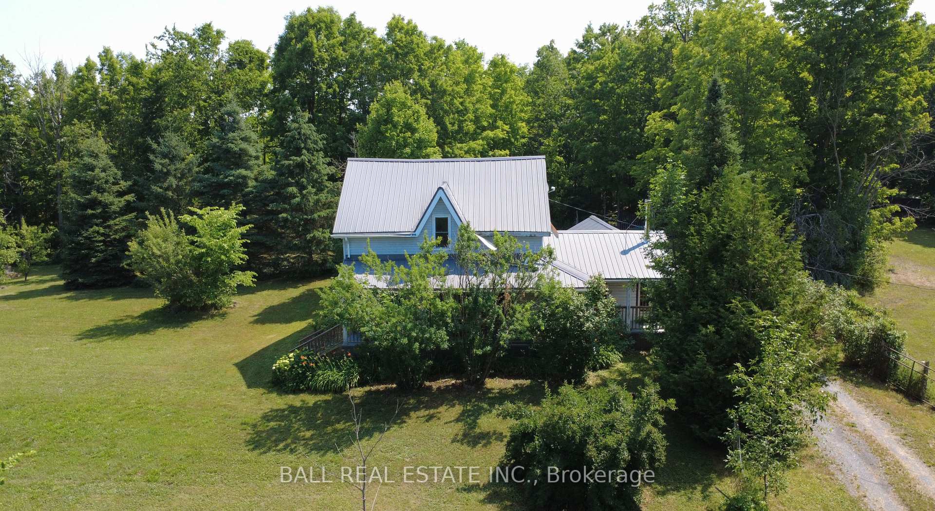 Photo 3 of 255 Northey's Bay Road, North Kawartha — HOMEH