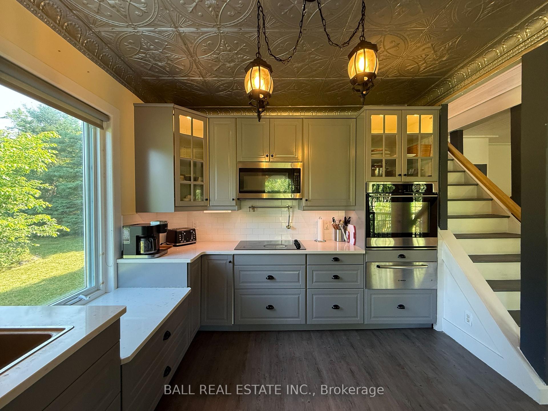 Photo 12 of 255 Northey's Bay Road, North Kawartha — HOMEH
