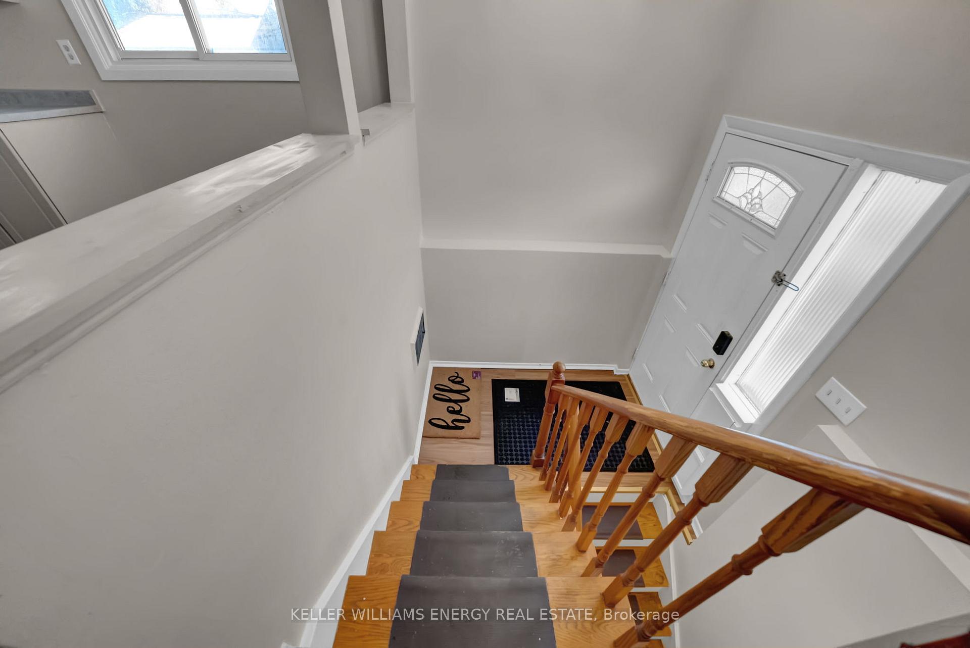Photo 11 of 76 Montrave Avenue, Oshawa, Vanier — HOMEH