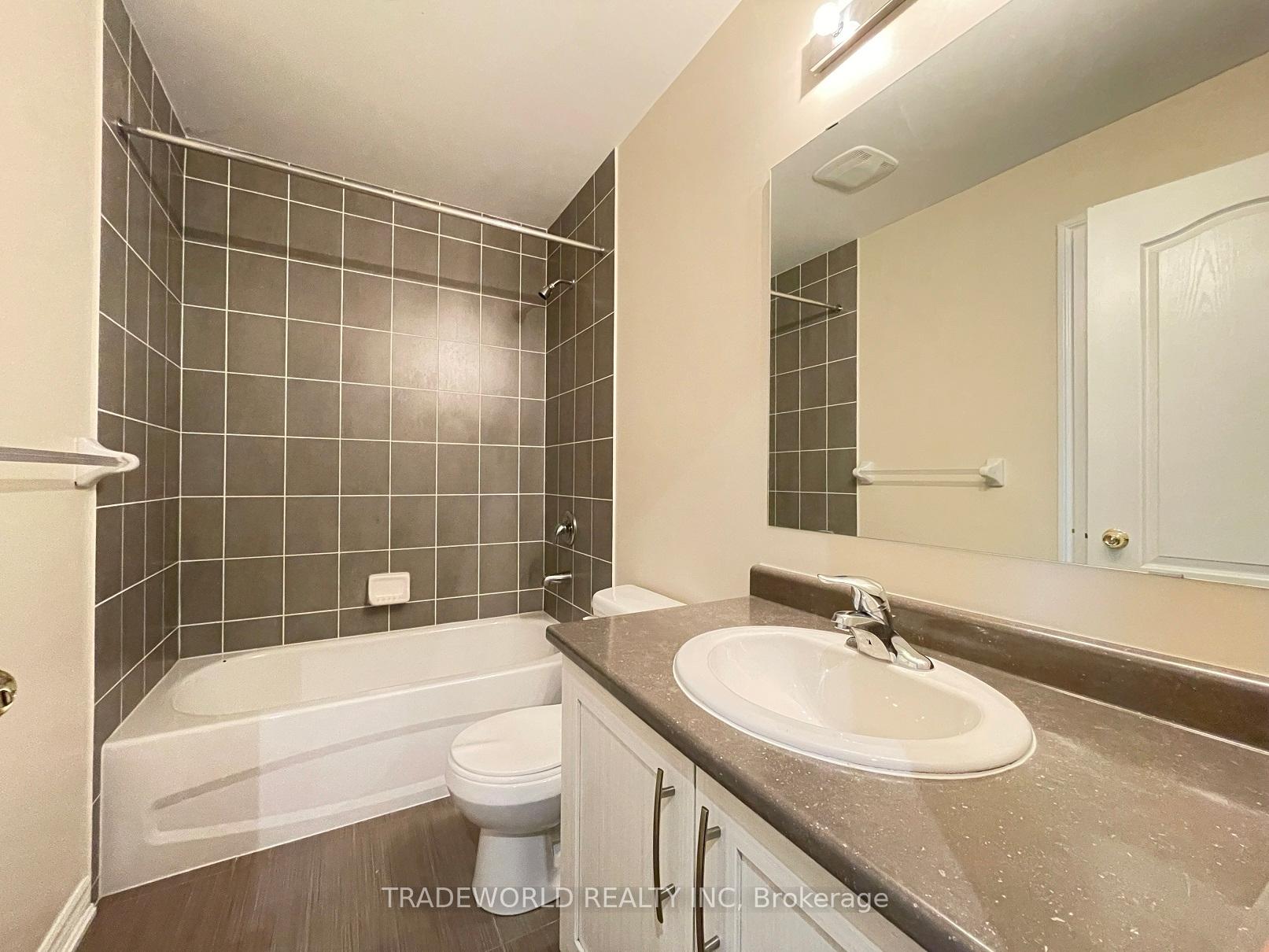 Photo 20 of 36 Donald Buttress Boulevard W, Markham, Cathedraltown — HOMEH