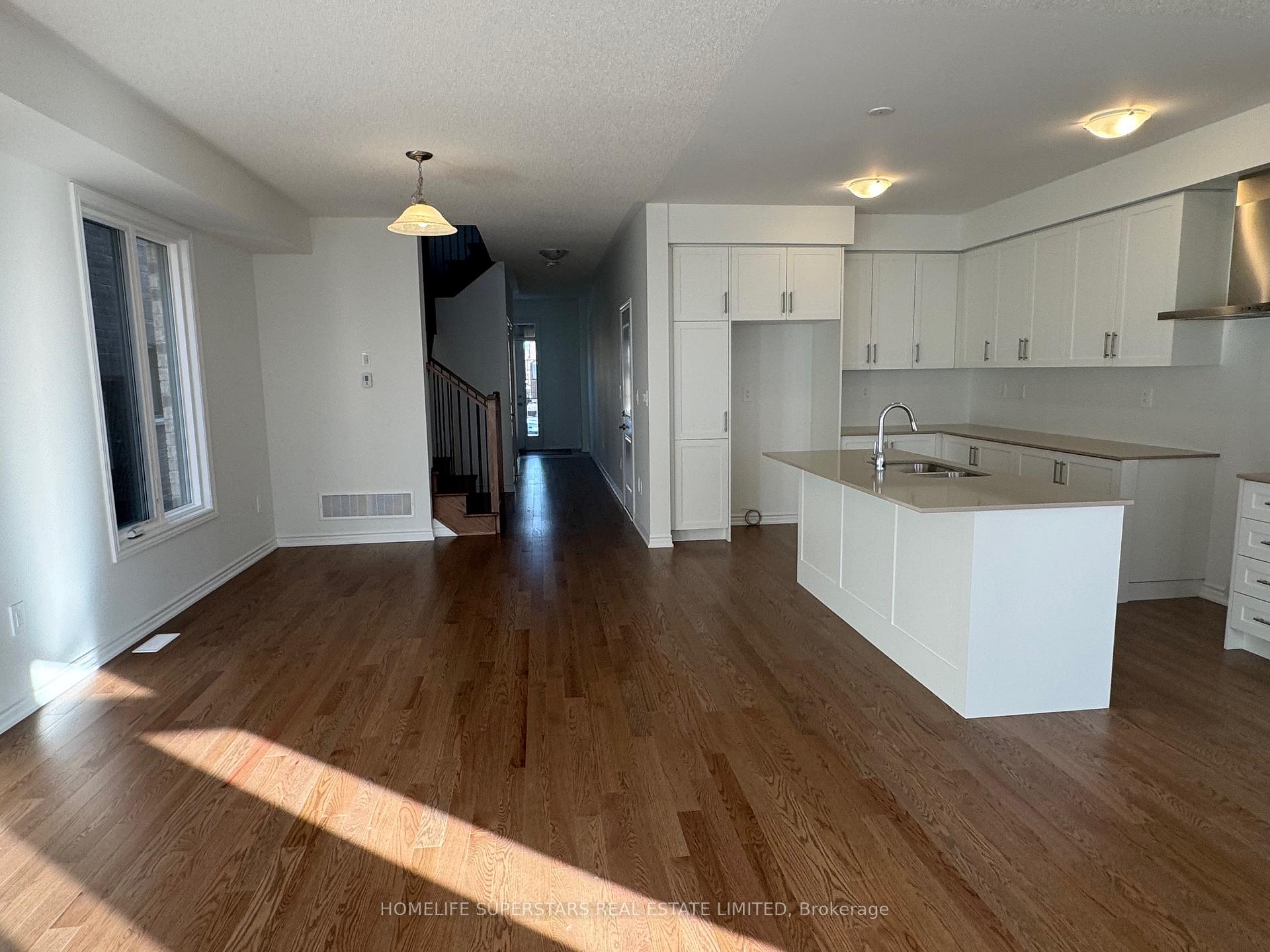 Photo 2 of 289 Bergamot Avenue, Milton, Walker — HOMEH