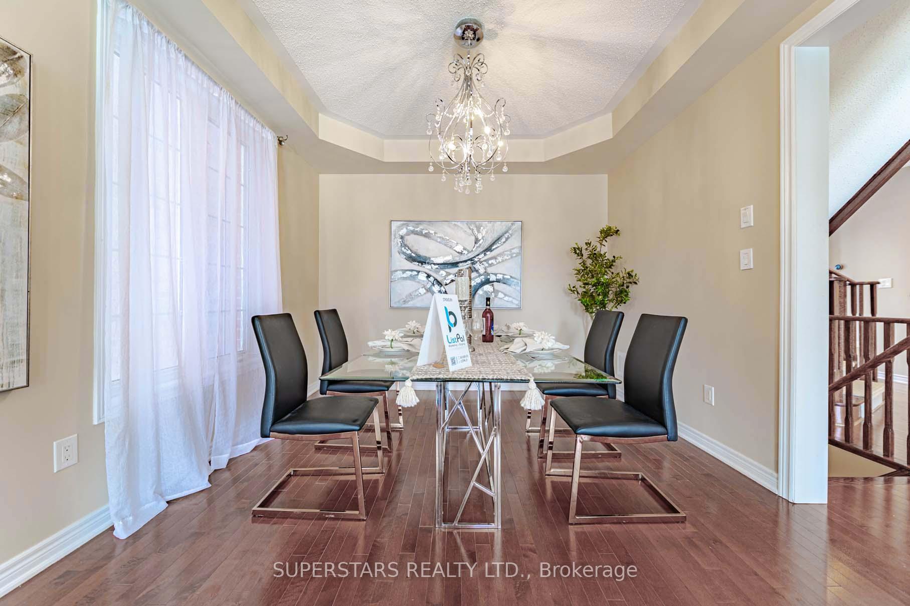 Photo 15 of 25 Rennie Avenue, Markham, Box Grove — HOMEH